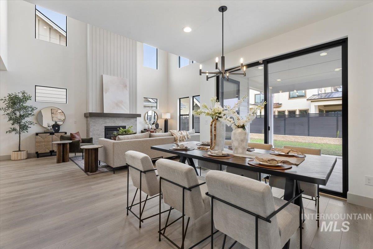 7580 W Old School St, Meridian, Idaho 83646, 5 Bedrooms, 2.5 Bathrooms, Residential For Sale, Price $754,800,MLS 98974255