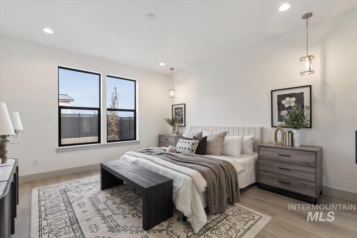 7580 W Old School St, Meridian, Idaho 83646, 5 Bedrooms, 2.5 Bathrooms, Residential For Sale, Price $754,800,MLS 98974255