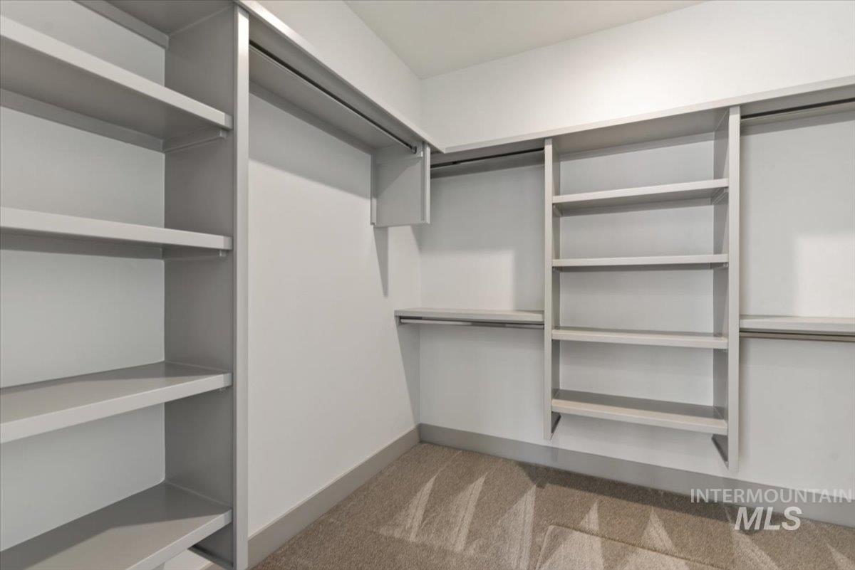 7580 W Old School St, Meridian, Idaho 83646, 5 Bedrooms, 2.5 Bathrooms, Residential For Sale, Price $754,800,MLS 98974255