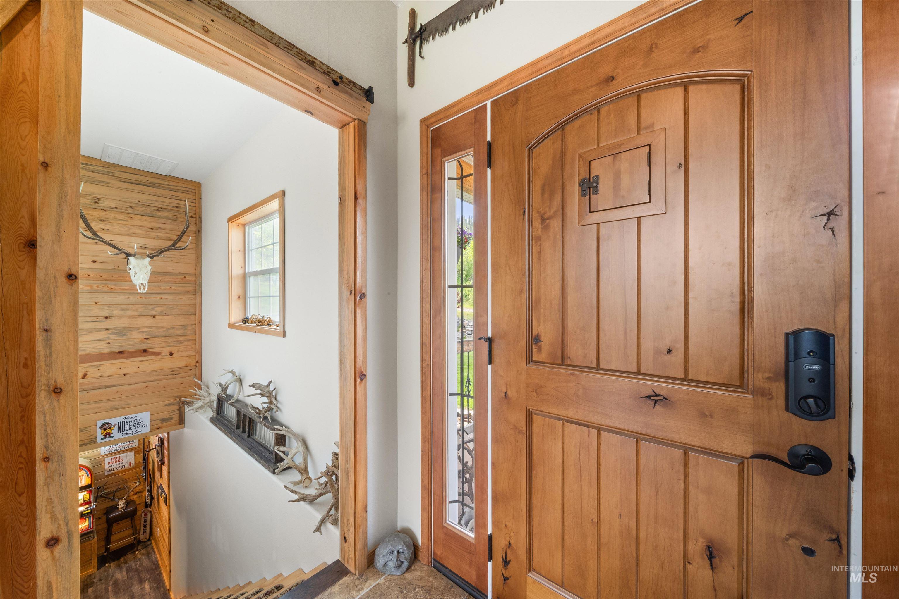 643 Adams Road, Orofino, Idaho 83544, 2 Bedrooms, 3 Bathrooms, Residential For Sale, Price $699,999,MLS 98974256