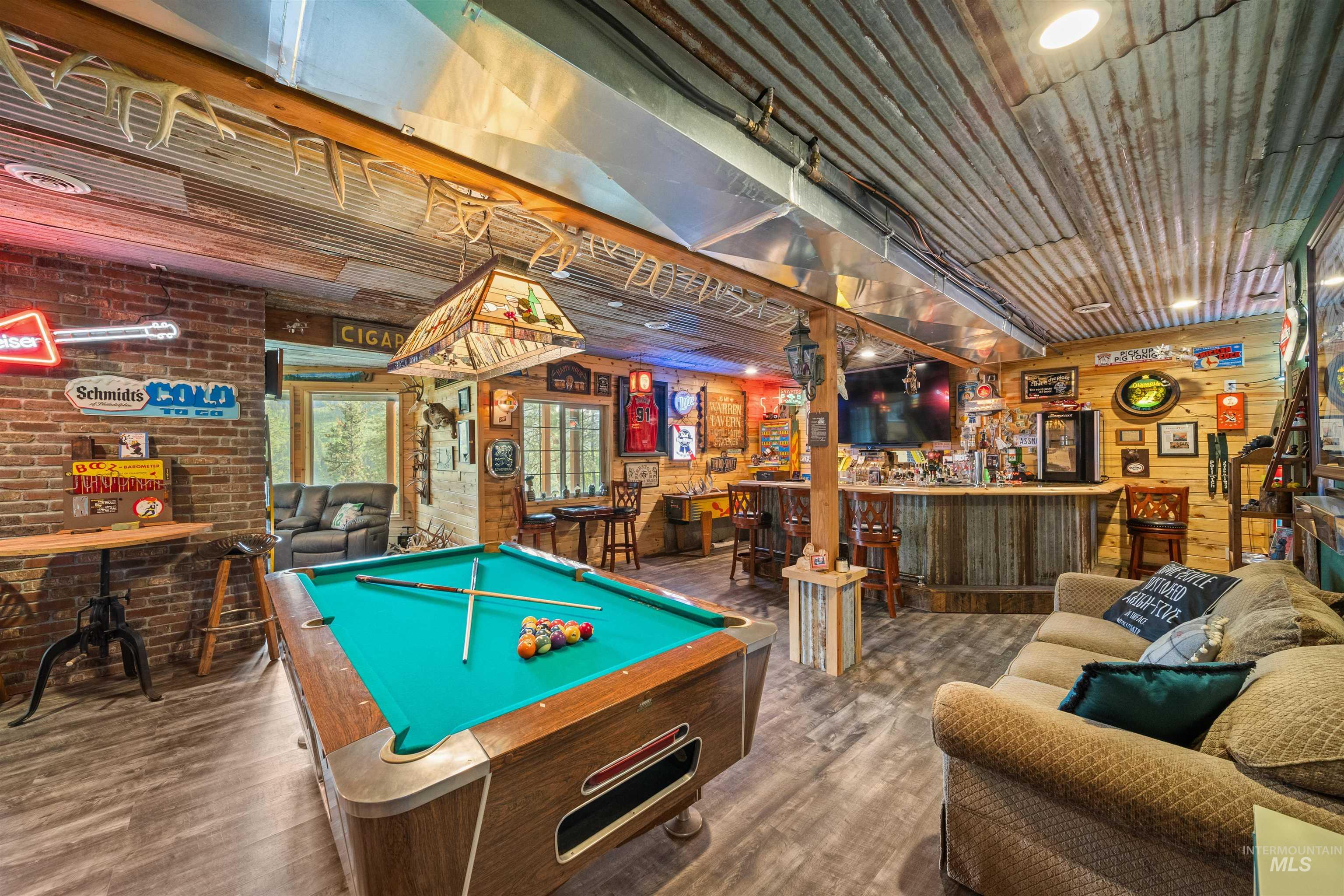 643 Adams Road, Orofino, Idaho 83544, 2 Bedrooms, 3 Bathrooms, Residential For Sale, Price $699,999,MLS 98974256