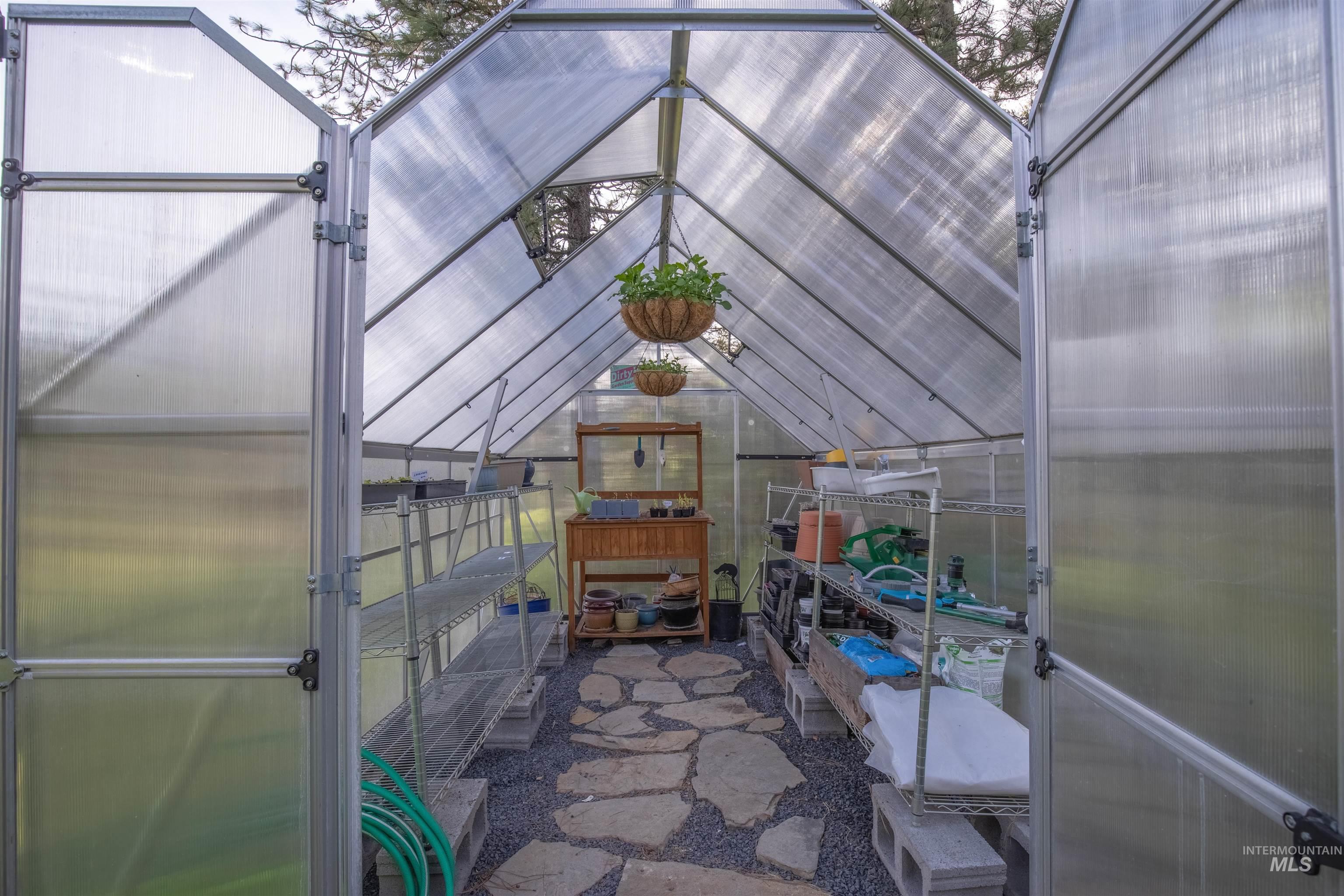 643 Adams Road, Orofino, Idaho 83544, 2 Bedrooms, 3 Bathrooms, Residential For Sale, Price $699,999,MLS 98974256