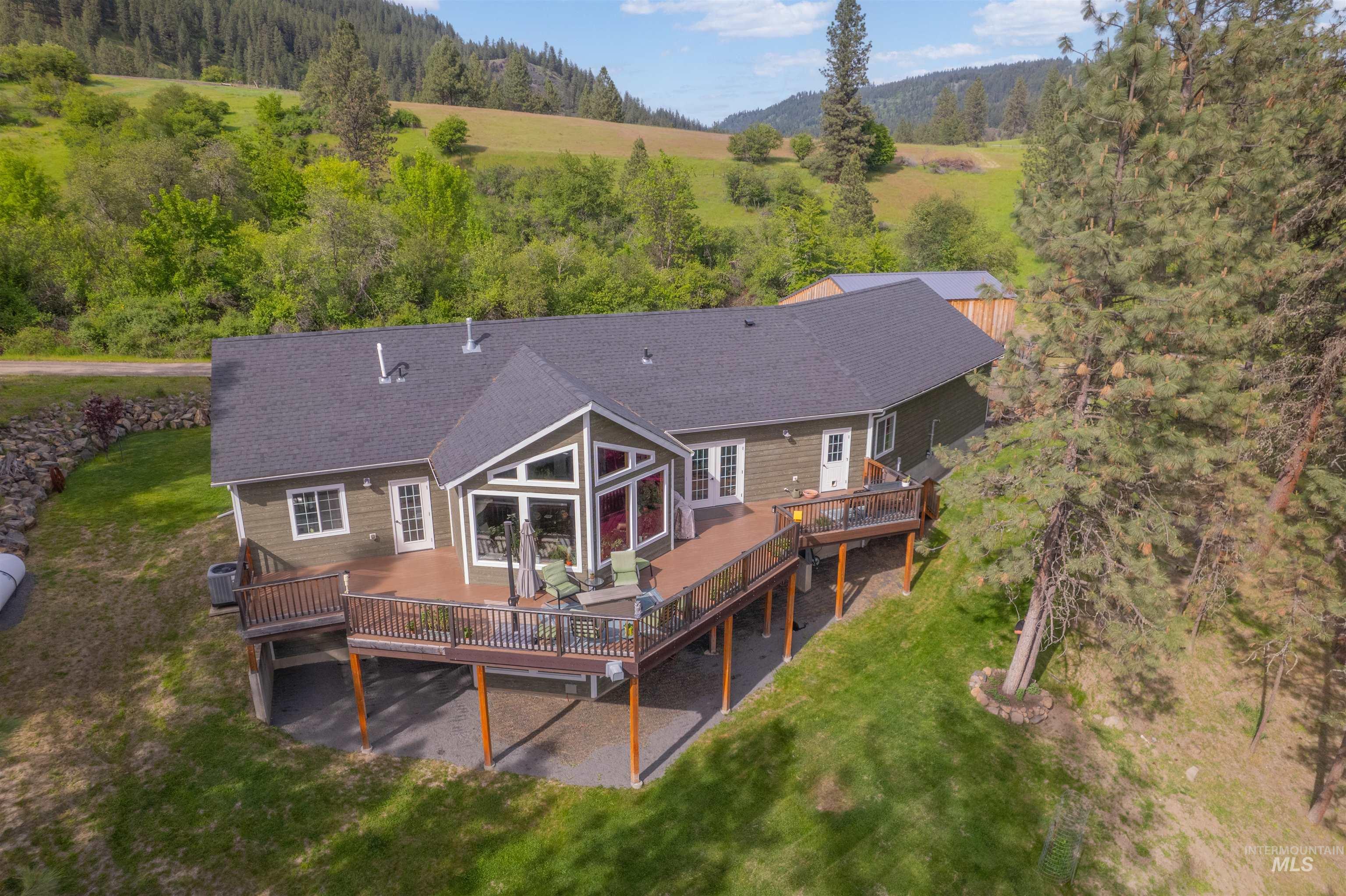 643 Adams Road, Orofino, Idaho 83544, 2 Bedrooms, 3 Bathrooms, Residential For Sale, Price $699,999,MLS 98974256