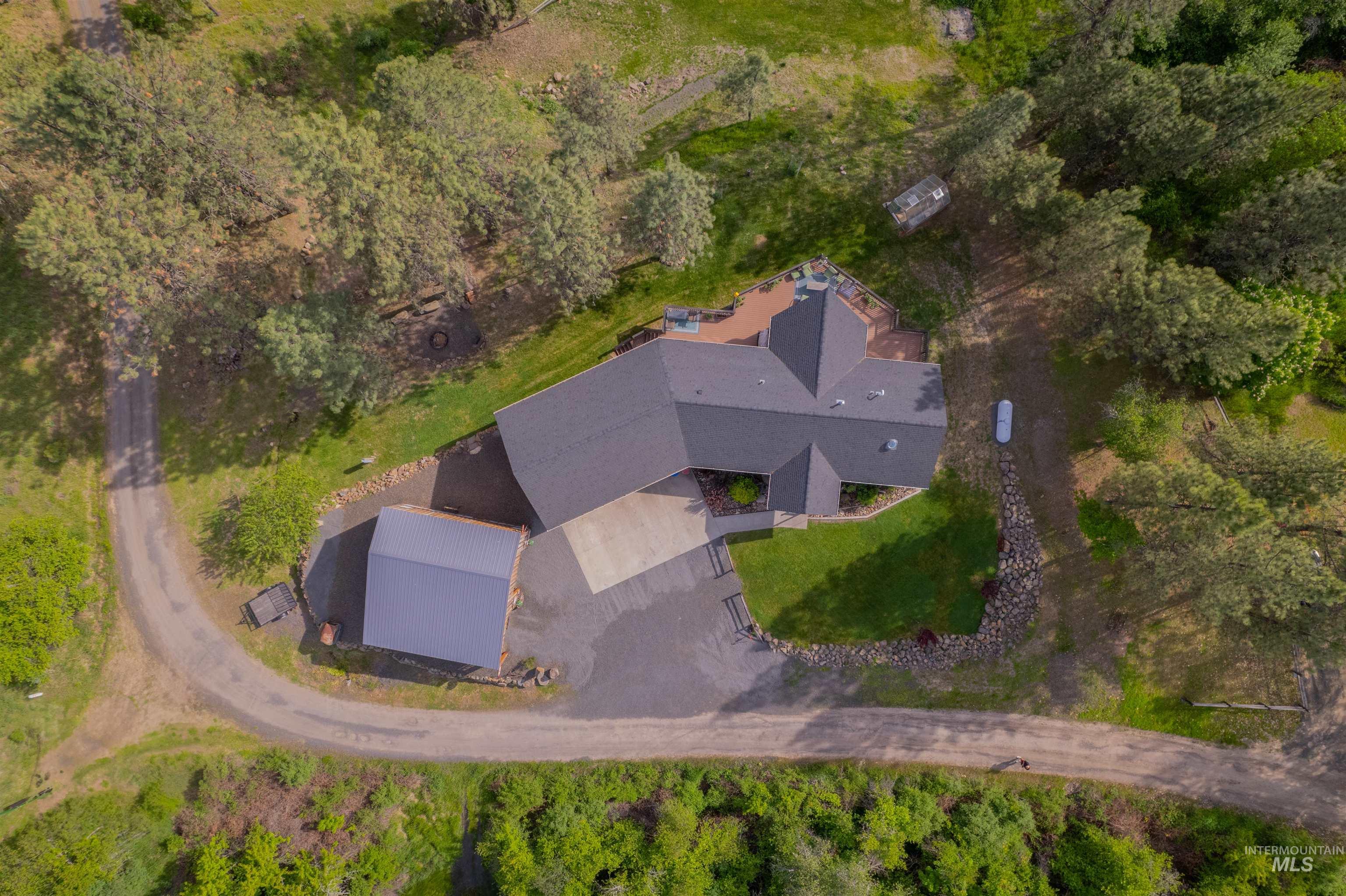 643 Adams Road, Orofino, Idaho 83544, 2 Bedrooms, 3 Bathrooms, Residential For Sale, Price $699,999,MLS 98974256