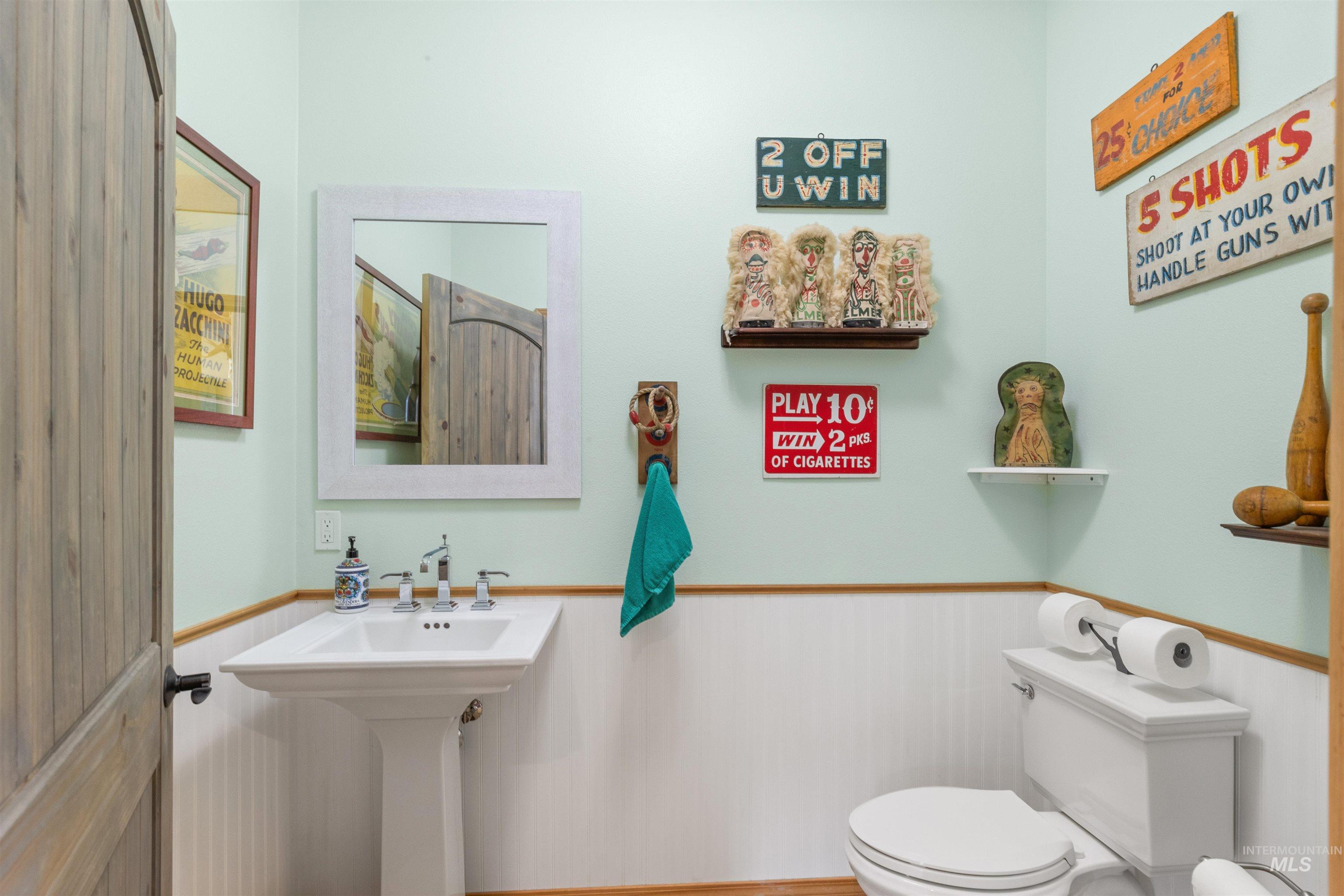 643 Adams Road, Orofino, Idaho 83544, 2 Bedrooms, 3 Bathrooms, Residential For Sale, Price $699,999,MLS 98974256