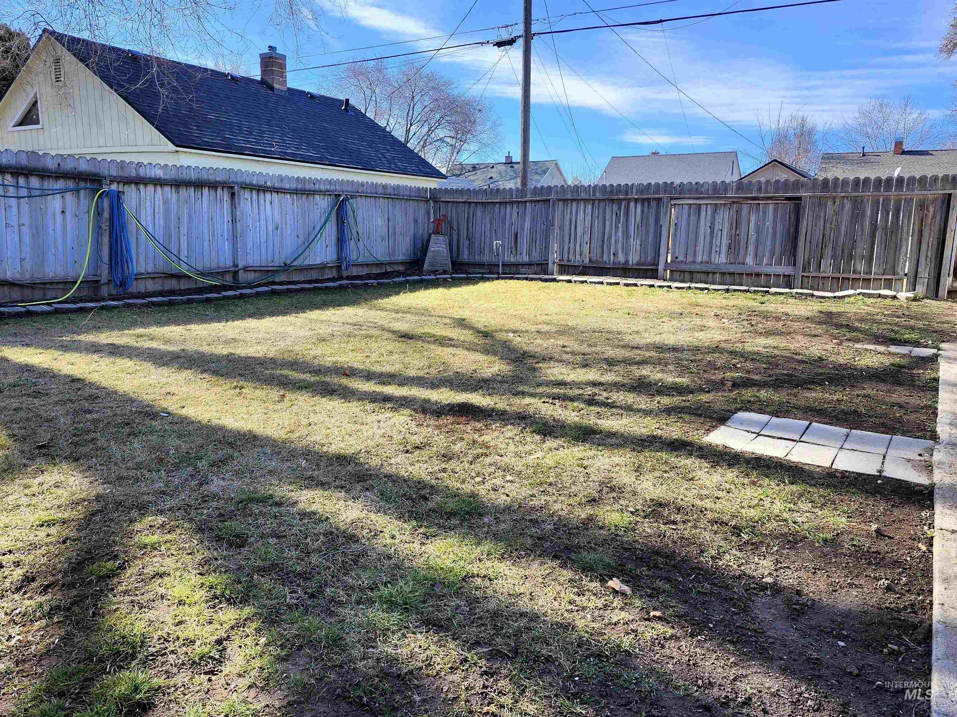 111 S Elder St, Nampa, Idaho 83686, 2 Bedrooms, 2 Bathrooms, Residential For Sale, Price $350,000, 98974257