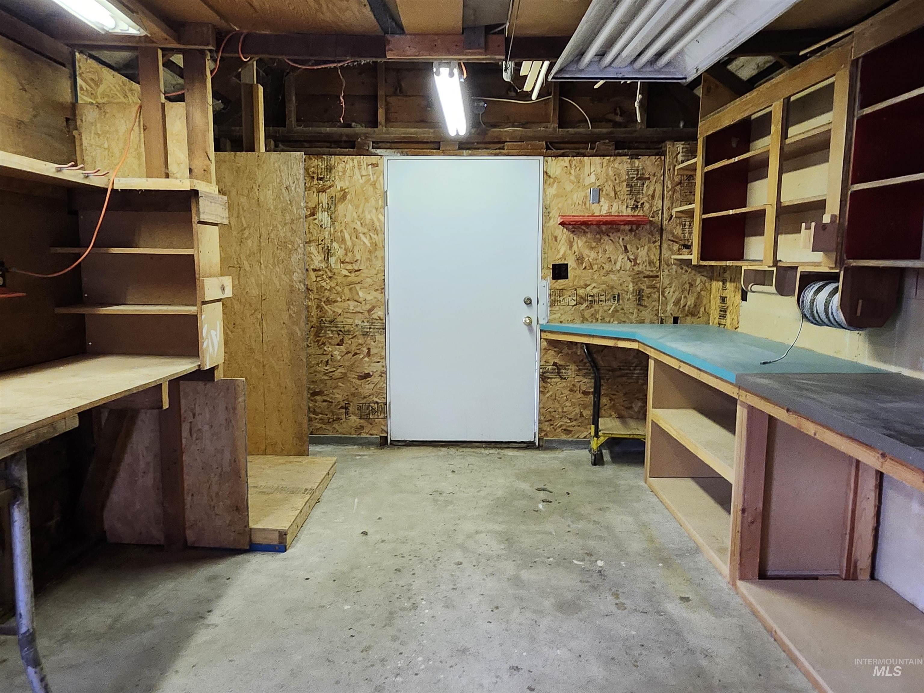 111 S Elder St, Nampa, Idaho 83686, 2 Bedrooms, 2 Bathrooms, Residential For Sale, Price $350,000, 98974257