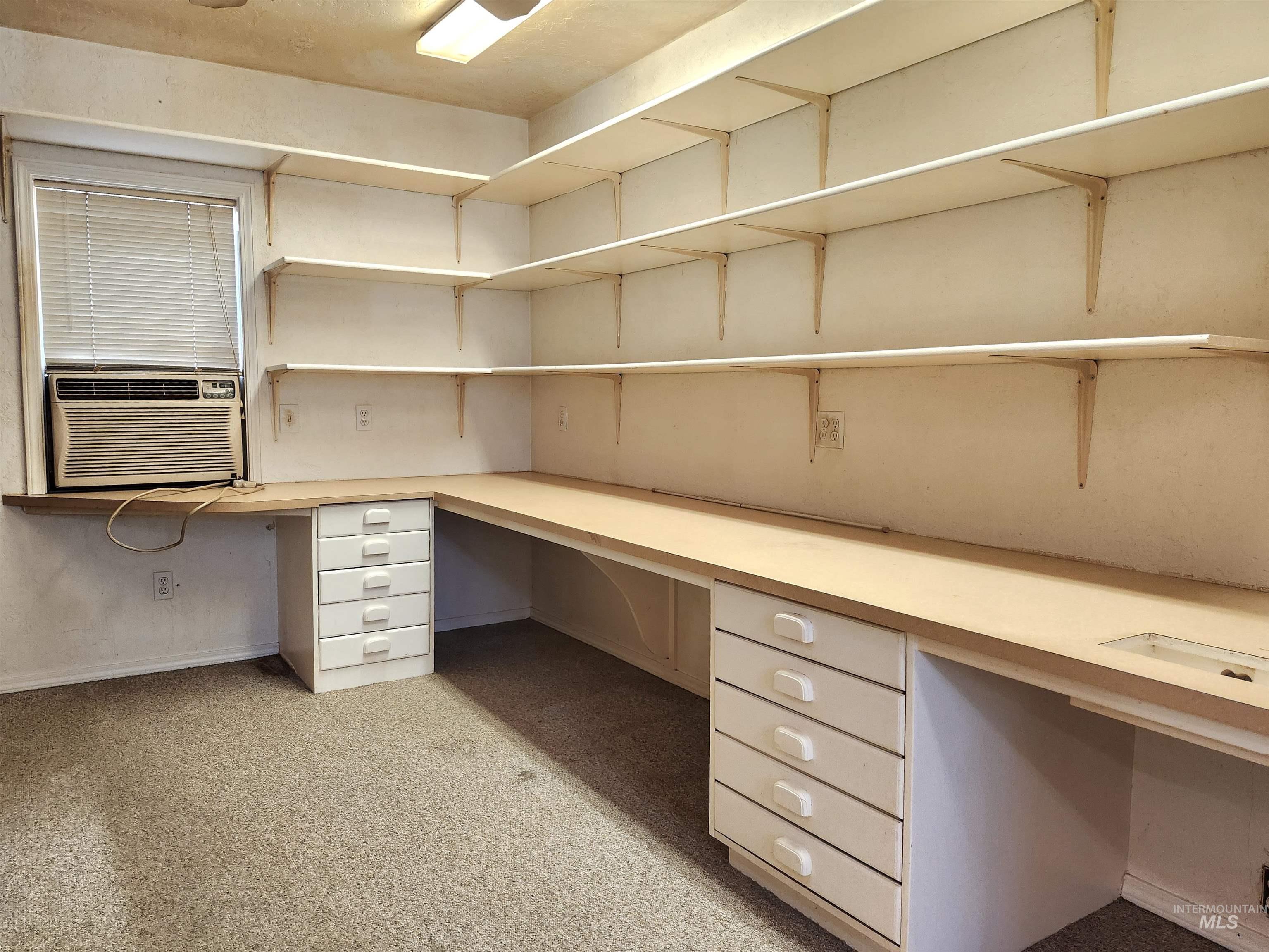 111 S Elder St, Nampa, Idaho 83686, 2 Bedrooms, 2 Bathrooms, Residential For Sale, Price $350,000, 98974257