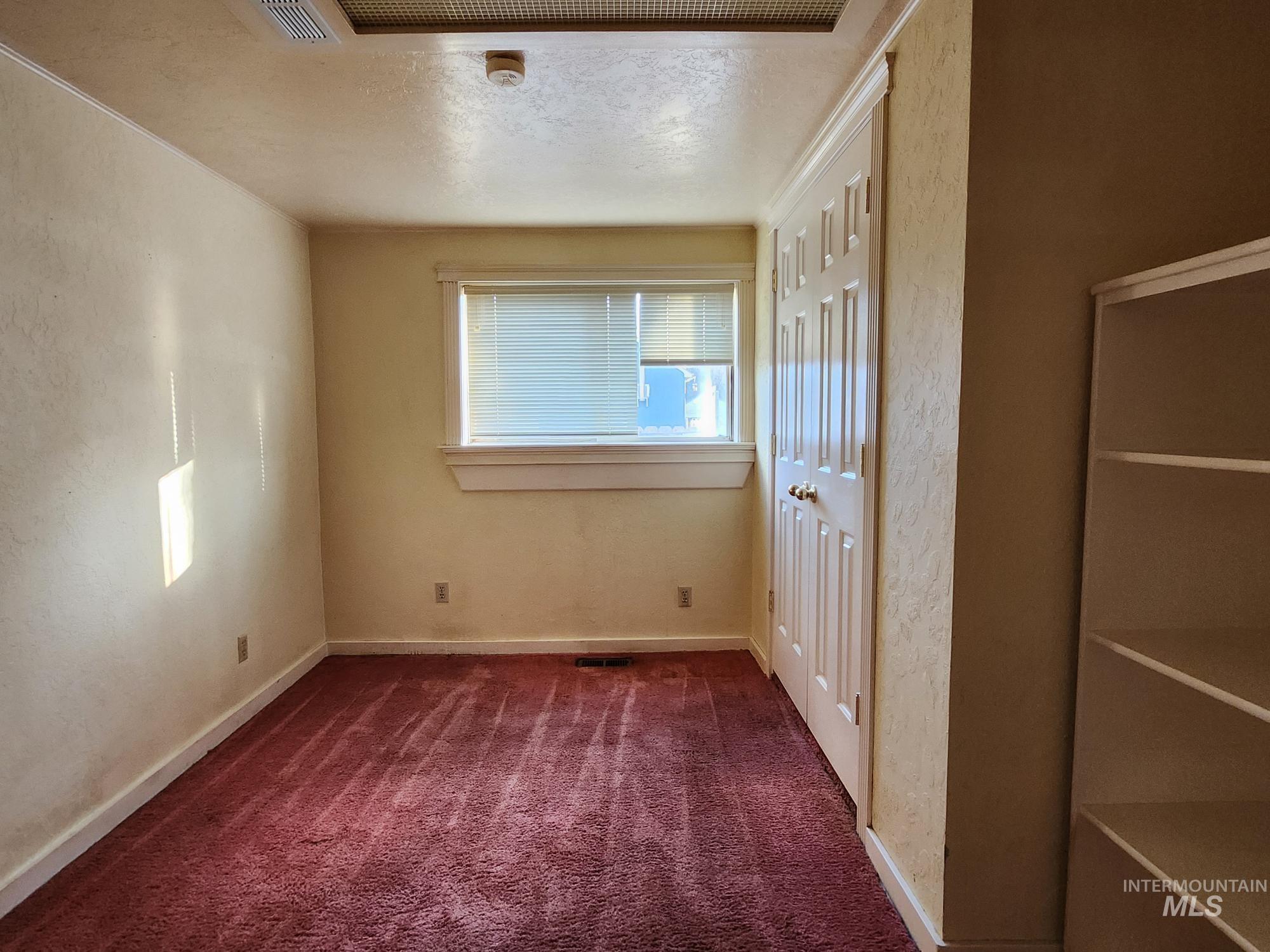 111 S Elder, Nampa, Idaho 83686, 2 Bedrooms, 2 Bathrooms, Residential For Sale, Price $350,000,MLS 98974257