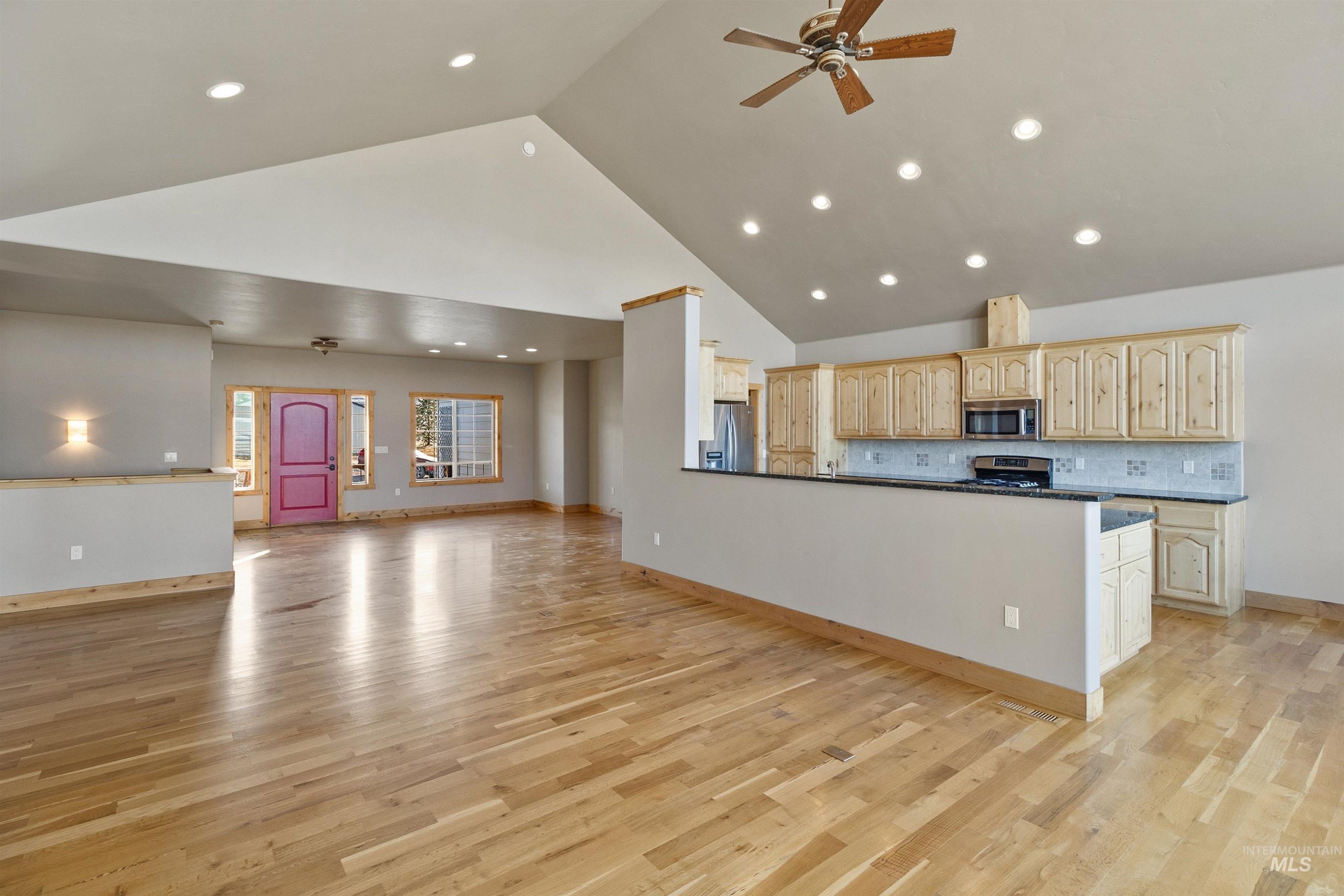 1031 Prairie Ln, Moscow, Idaho 83843, 3 Bedrooms, 2 Bathrooms, Residential For Sale, Price $1,085,000,MLS 98974263