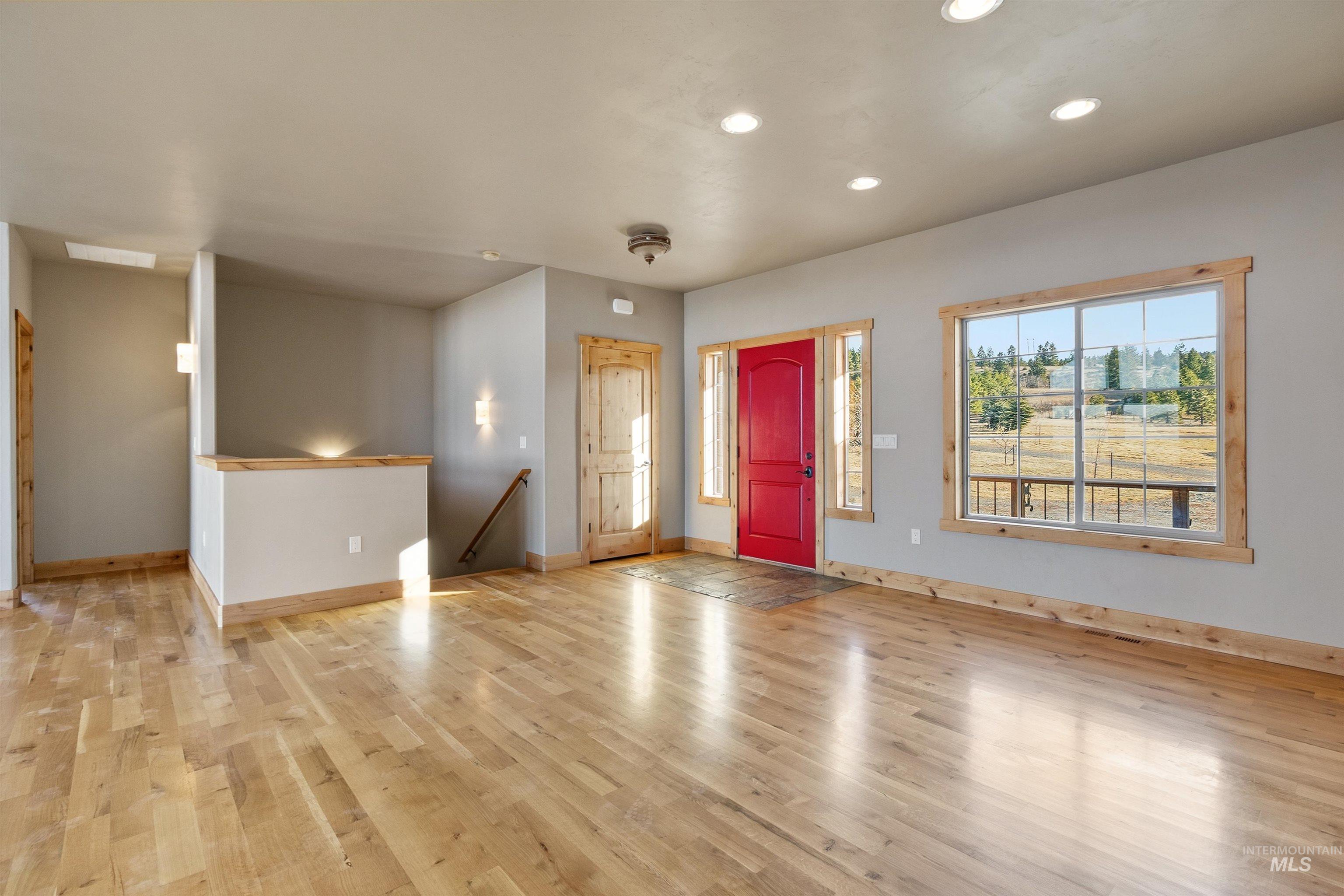 1031 Prairie Ln, Moscow, Idaho 83843, 3 Bedrooms, 2 Bathrooms, Residential For Sale, Price $1,085,000,MLS 98974263