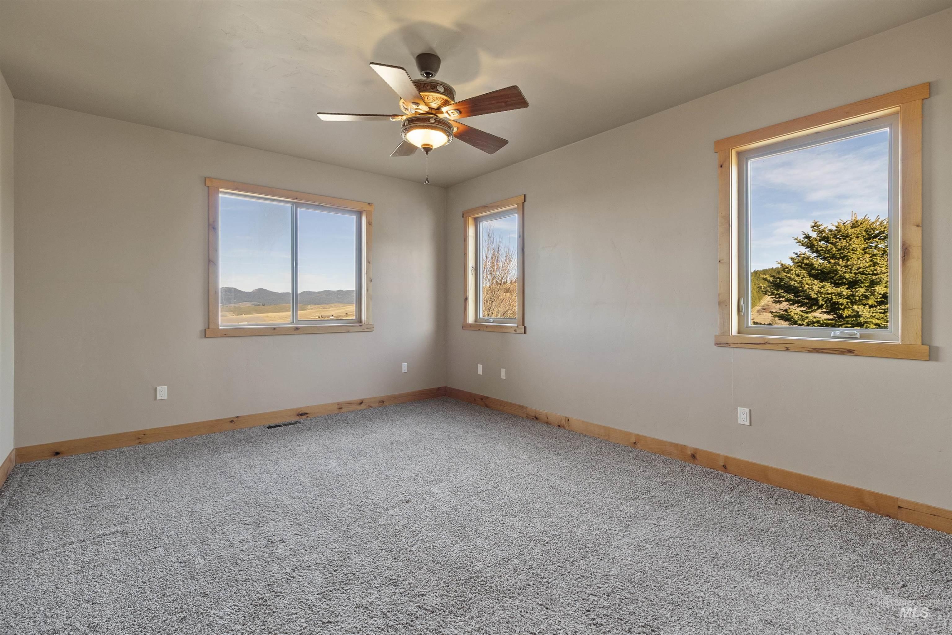 1031 Prairie Ln, Moscow, Idaho 83843, 3 Bedrooms, 2 Bathrooms, Residential For Sale, Price $1,085,000,MLS 98974263