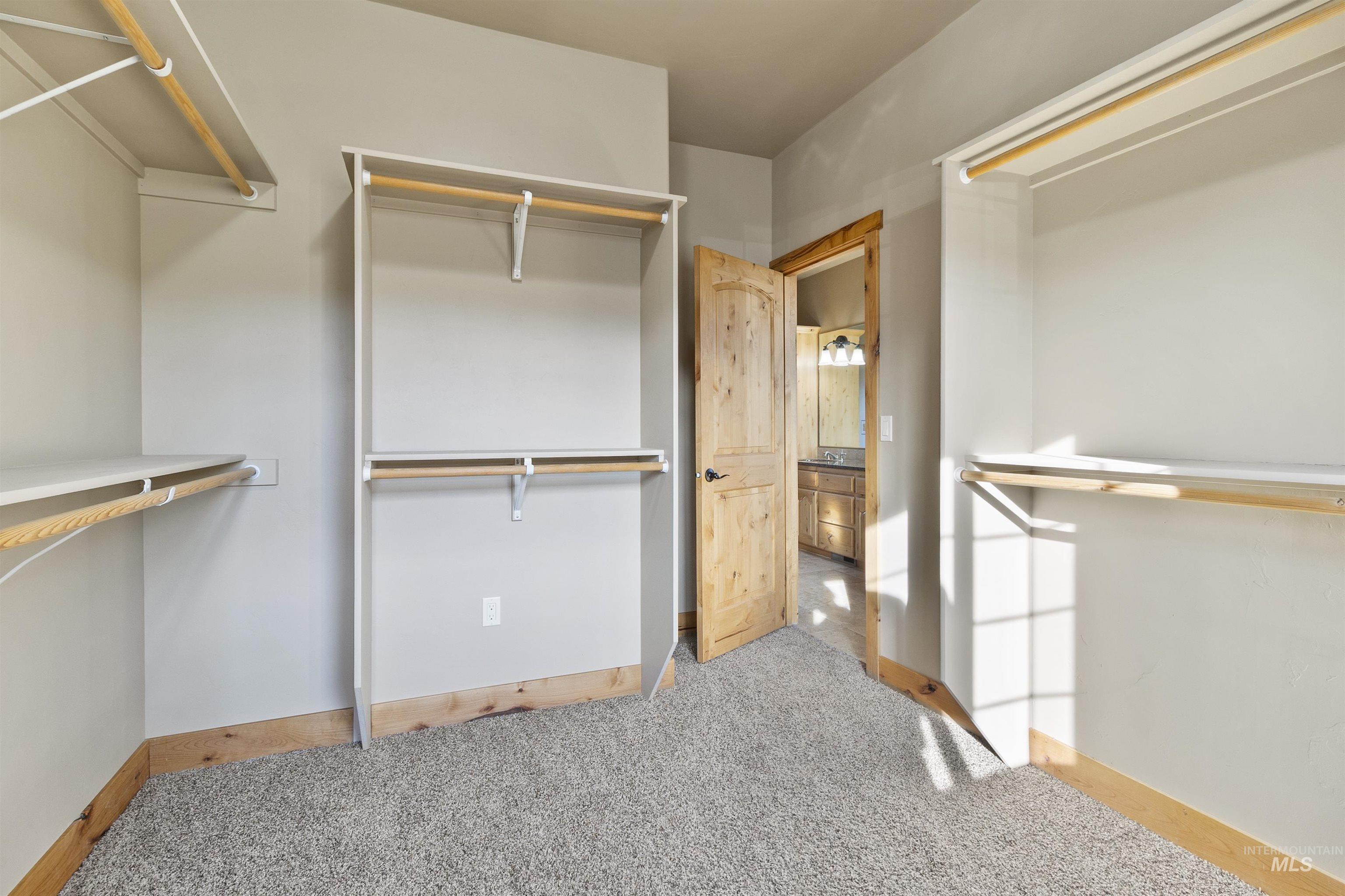 1031 Prairie Ln, Moscow, Idaho 83843, 3 Bedrooms, 2 Bathrooms, Residential For Sale, Price $1,085,000,MLS 98974263