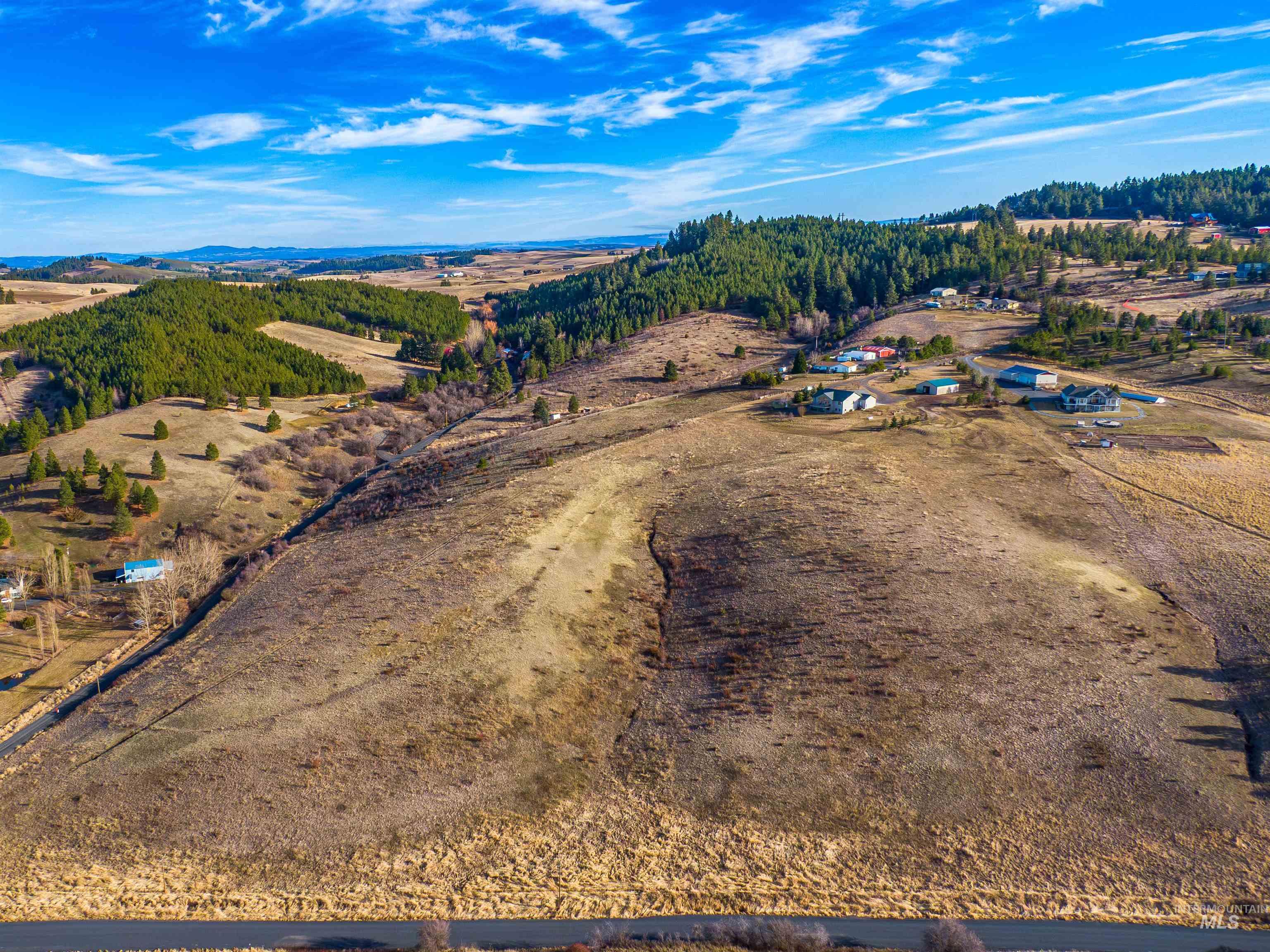 1031 Prairie Ln, Moscow, Idaho 83843, 3 Bedrooms, 2 Bathrooms, Residential For Sale, Price $1,085,000,MLS 98974263