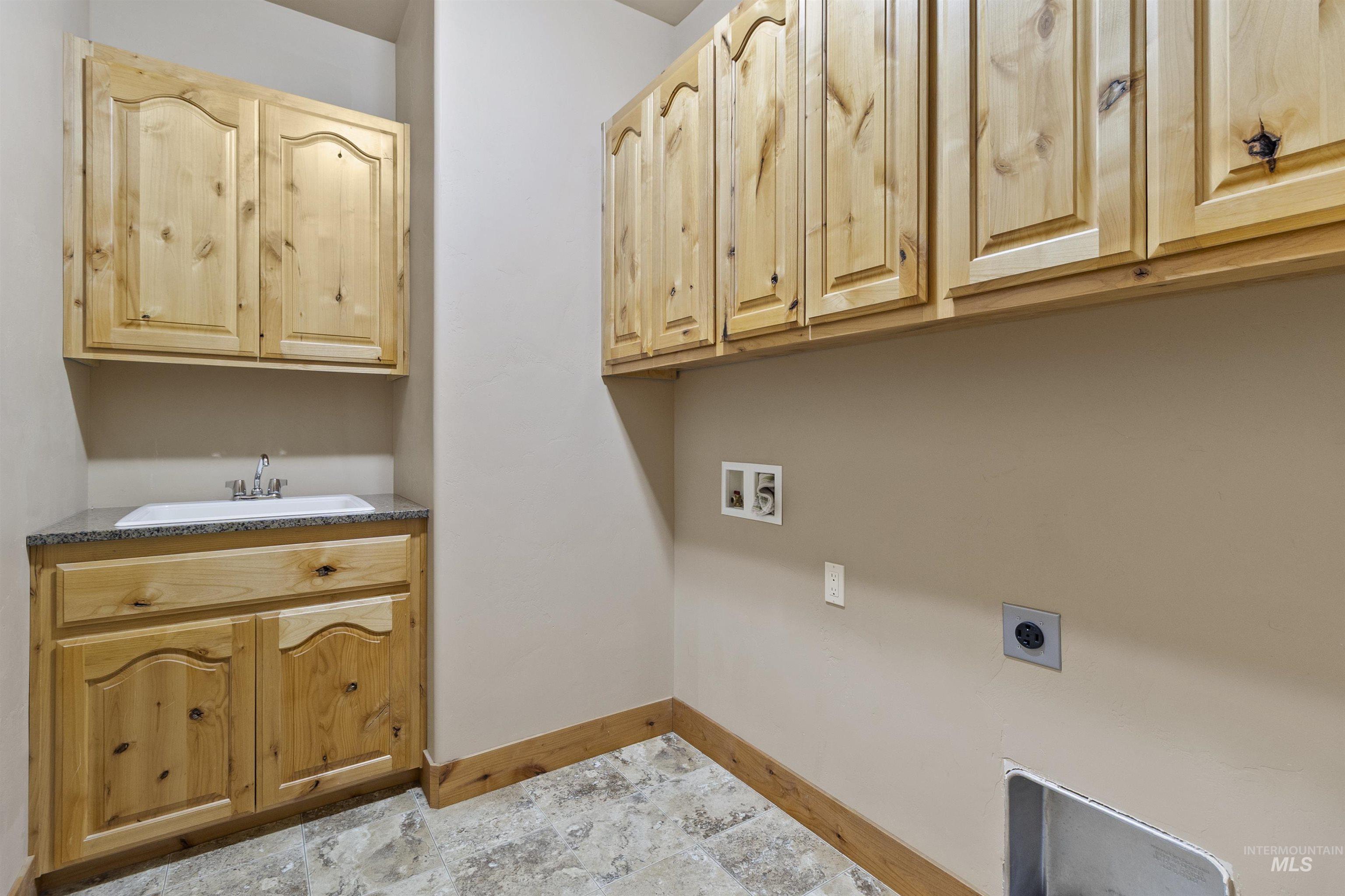 1031 Prairie Ln, Moscow, Idaho 83843, 3 Bedrooms, 2 Bathrooms, Residential For Sale, Price $1,085,000,MLS 98974263