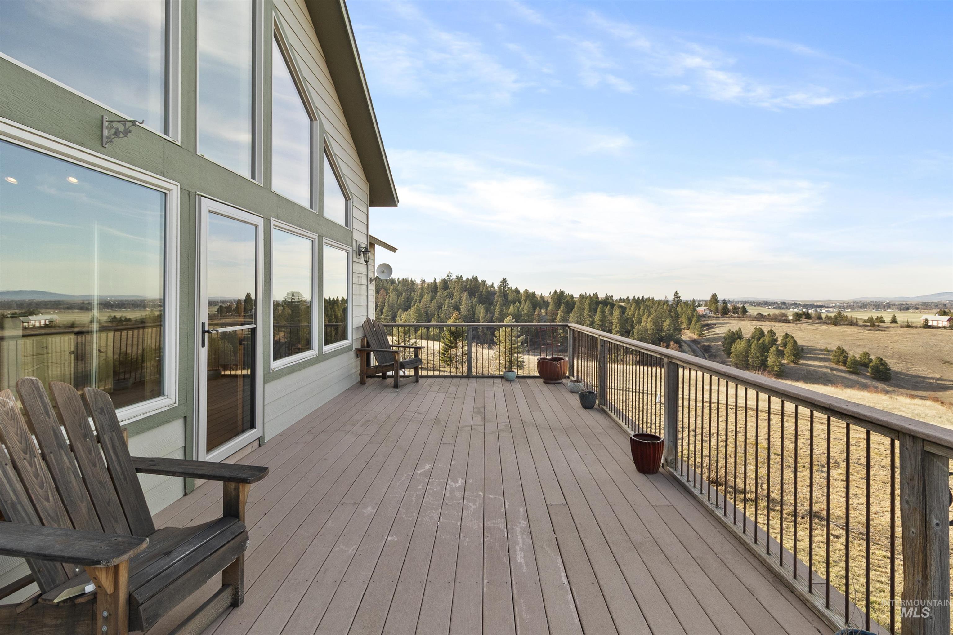 1031 Prairie Ln, Moscow, Idaho 83843, 3 Bedrooms, 2 Bathrooms, Residential For Sale, Price $1,085,000,MLS 98974263