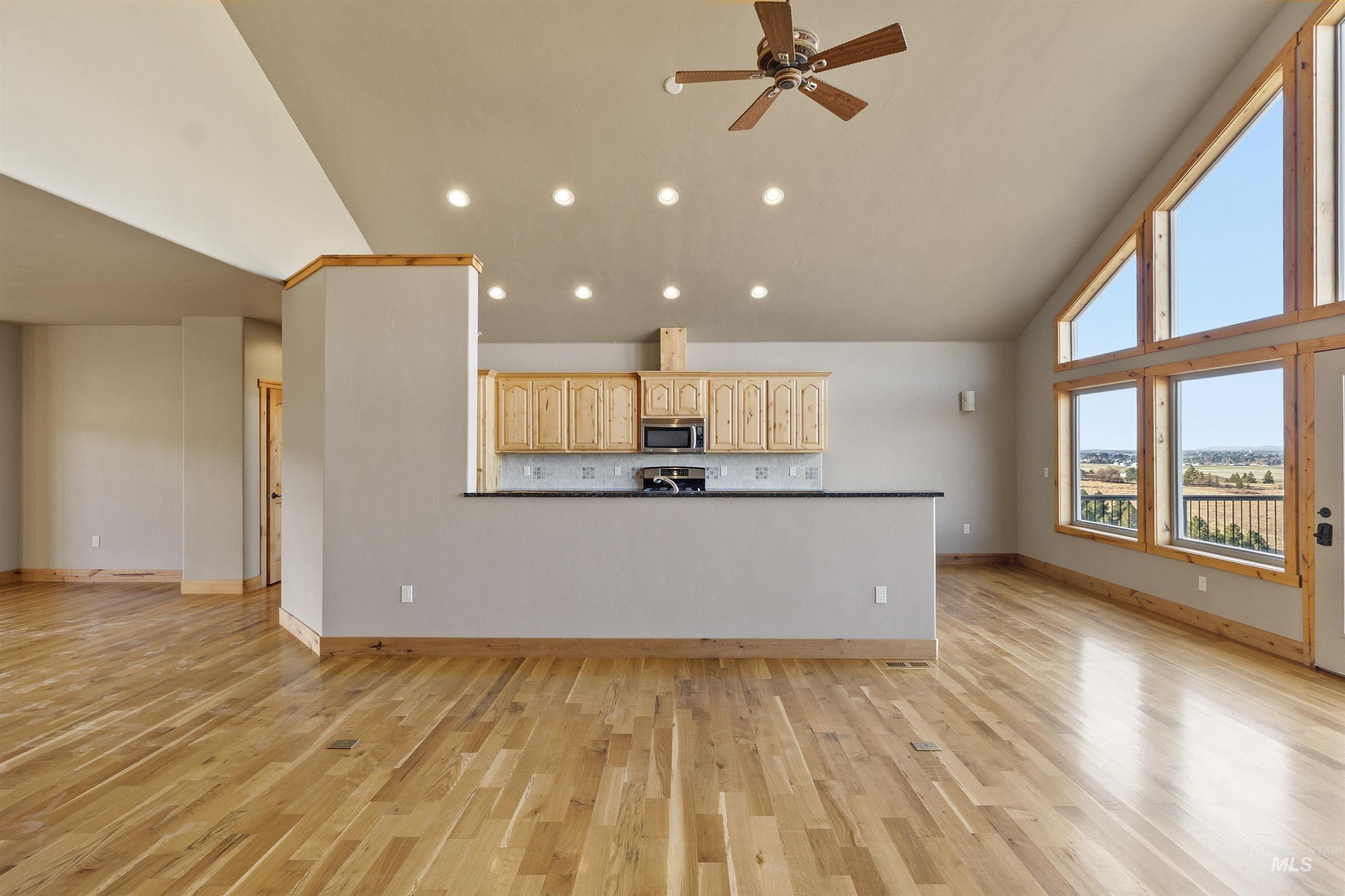 1031 Prairie Ln, Moscow, Idaho 83843, 3 Bedrooms, 2 Bathrooms, Residential For Sale, Price $1,085,000,MLS 98974263