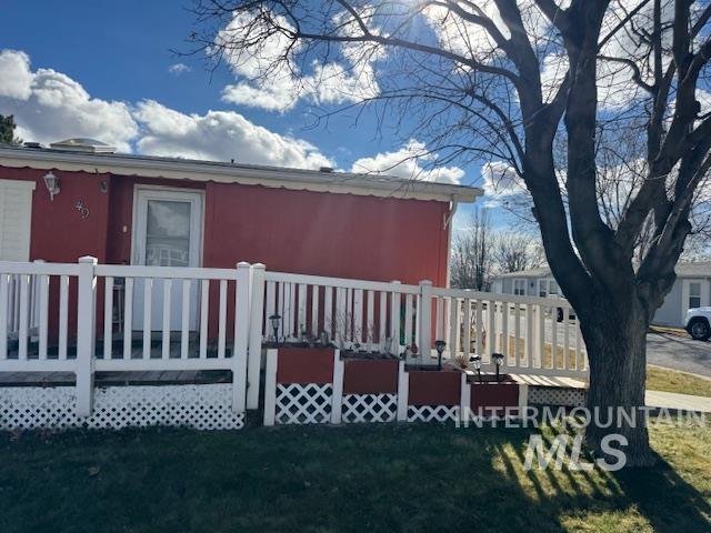 910 Moonglo, Buhl, Idaho 83316, 3 Bedrooms, 2 Bathrooms, Residential For Sale, Price $99,500,MLS 98974264