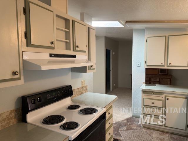 910 Moonglo, Buhl, Idaho 83316, 3 Bedrooms, 2 Bathrooms, Residential For Sale, Price $99,500,MLS 98974264