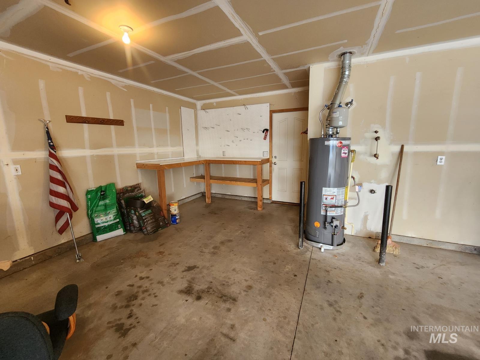 1000 N Rodeo St, Parma, Idaho 83660, 3 Bedrooms, 2.5 Bathrooms, Residential For Sale, Price $375,000, 98974265