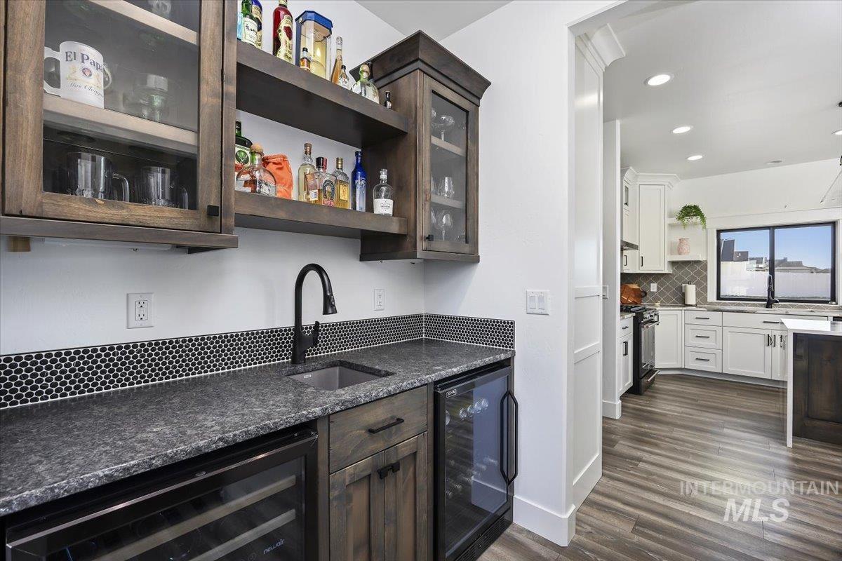 2283 E 4092 N, Filer, Idaho 83328, 5 Bedrooms, 2.5 Bathrooms, Residential For Sale, Price $799,000,MLS 98974267