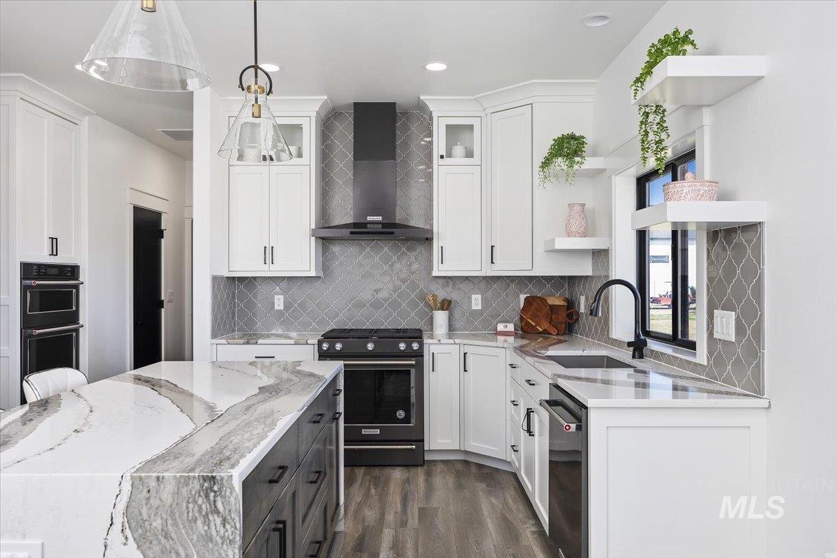 2283 E 4092 N, Filer, Idaho 83328, 5 Bedrooms, 2.5 Bathrooms, Residential For Sale, Price $799,000,MLS 98974267