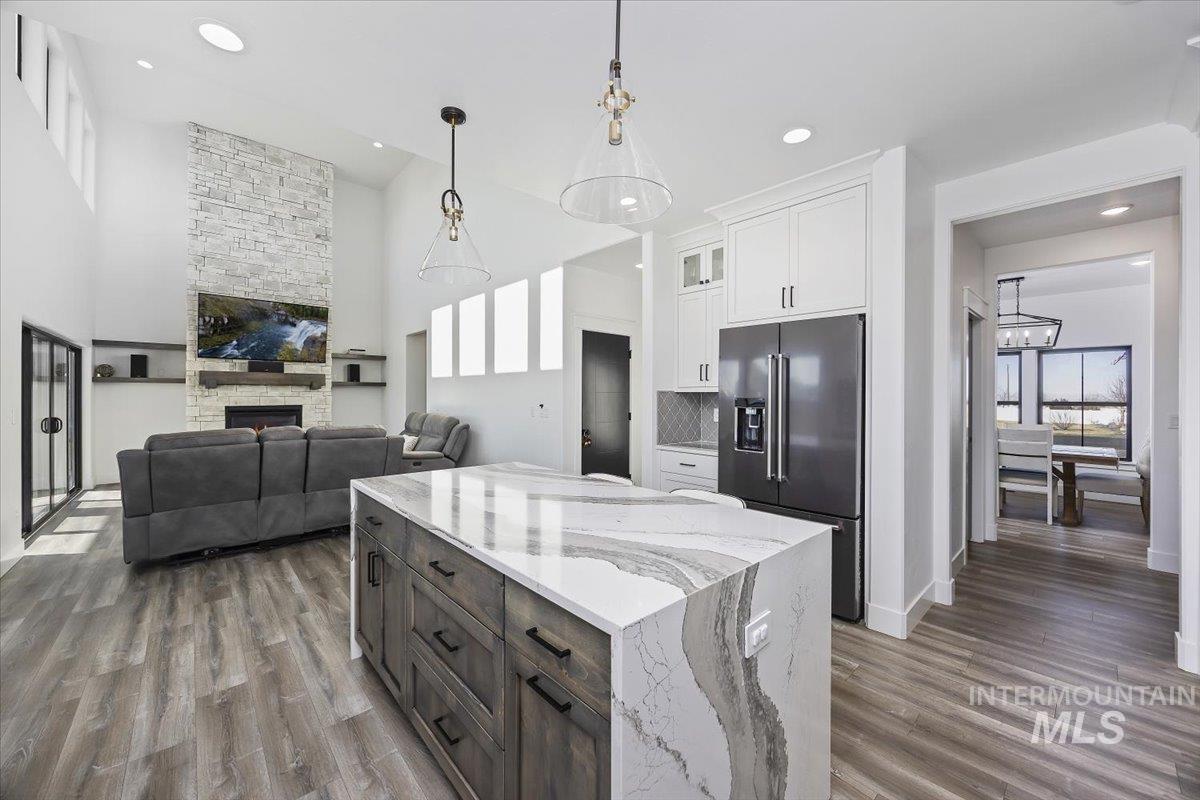 2283 E 4092 N, Filer, Idaho 83328, 5 Bedrooms, 2.5 Bathrooms, Residential For Sale, Price $799,000,MLS 98974267