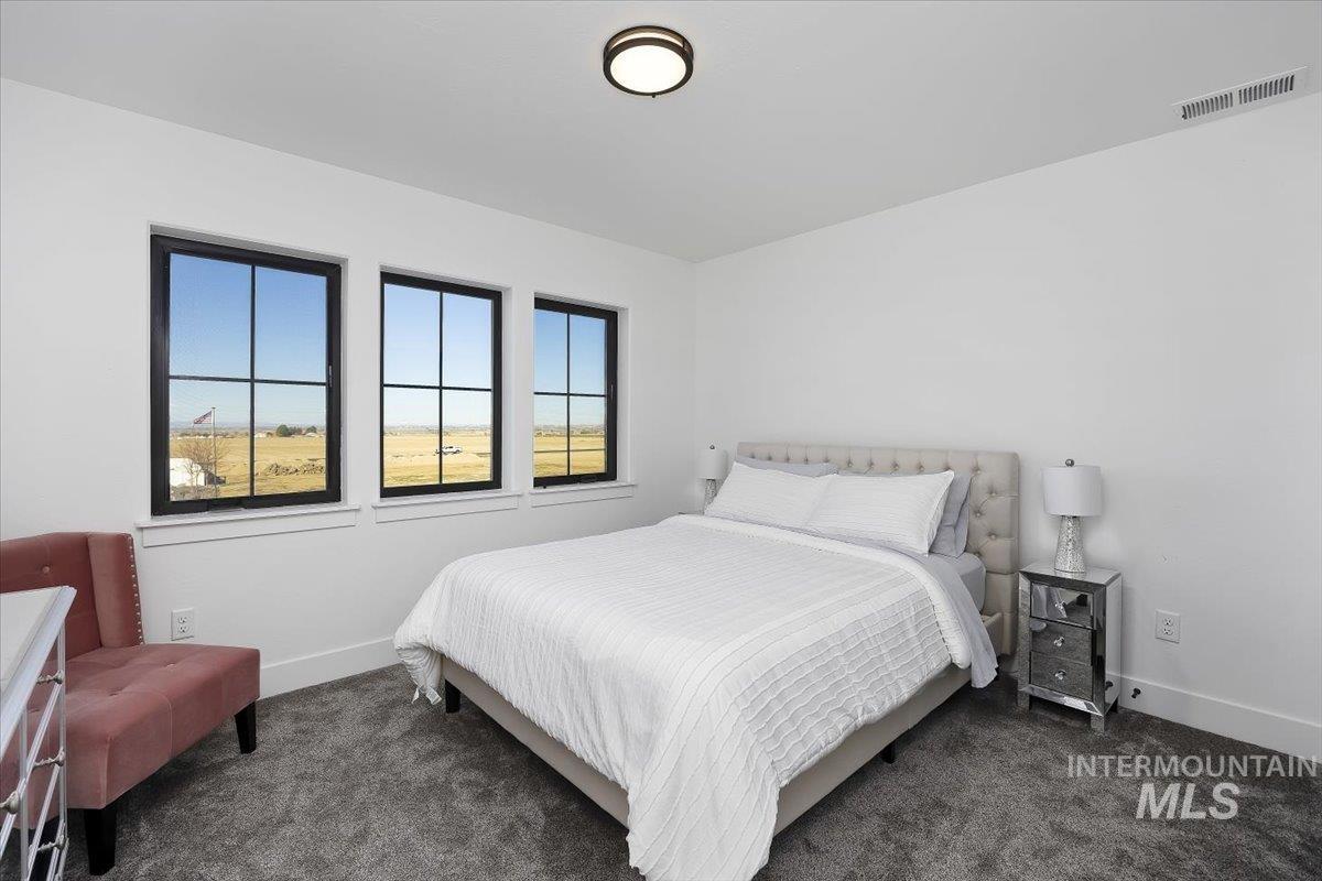 2283 E 4092 N, Filer, Idaho 83328, 5 Bedrooms, 2.5 Bathrooms, Residential For Sale, Price $799,000,MLS 98974267