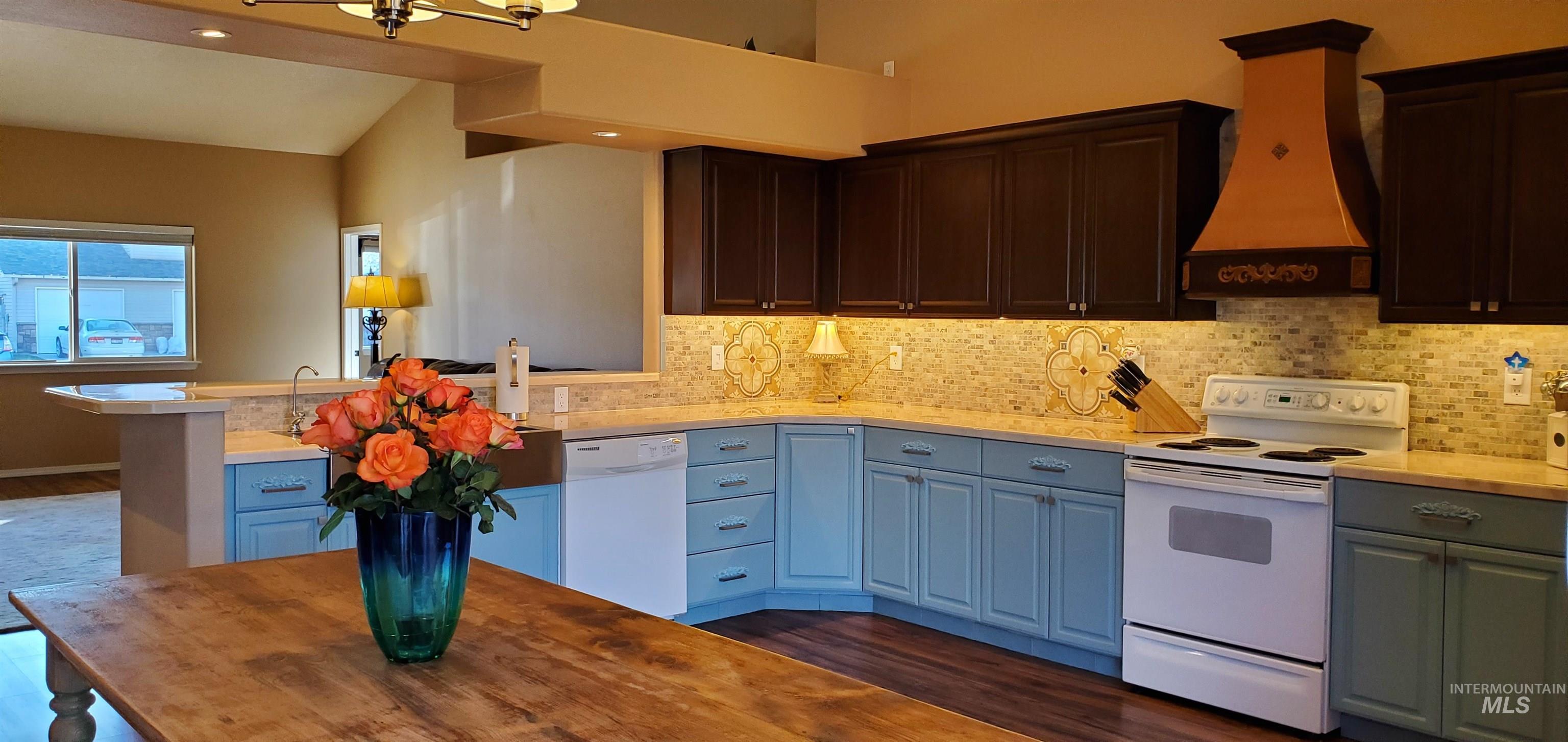 3606 E Kings Gate, Nampa, Idaho 83687, 4 Bedrooms, 3 Bathrooms, Residential For Sale, Price $625,000,MLS 98974268