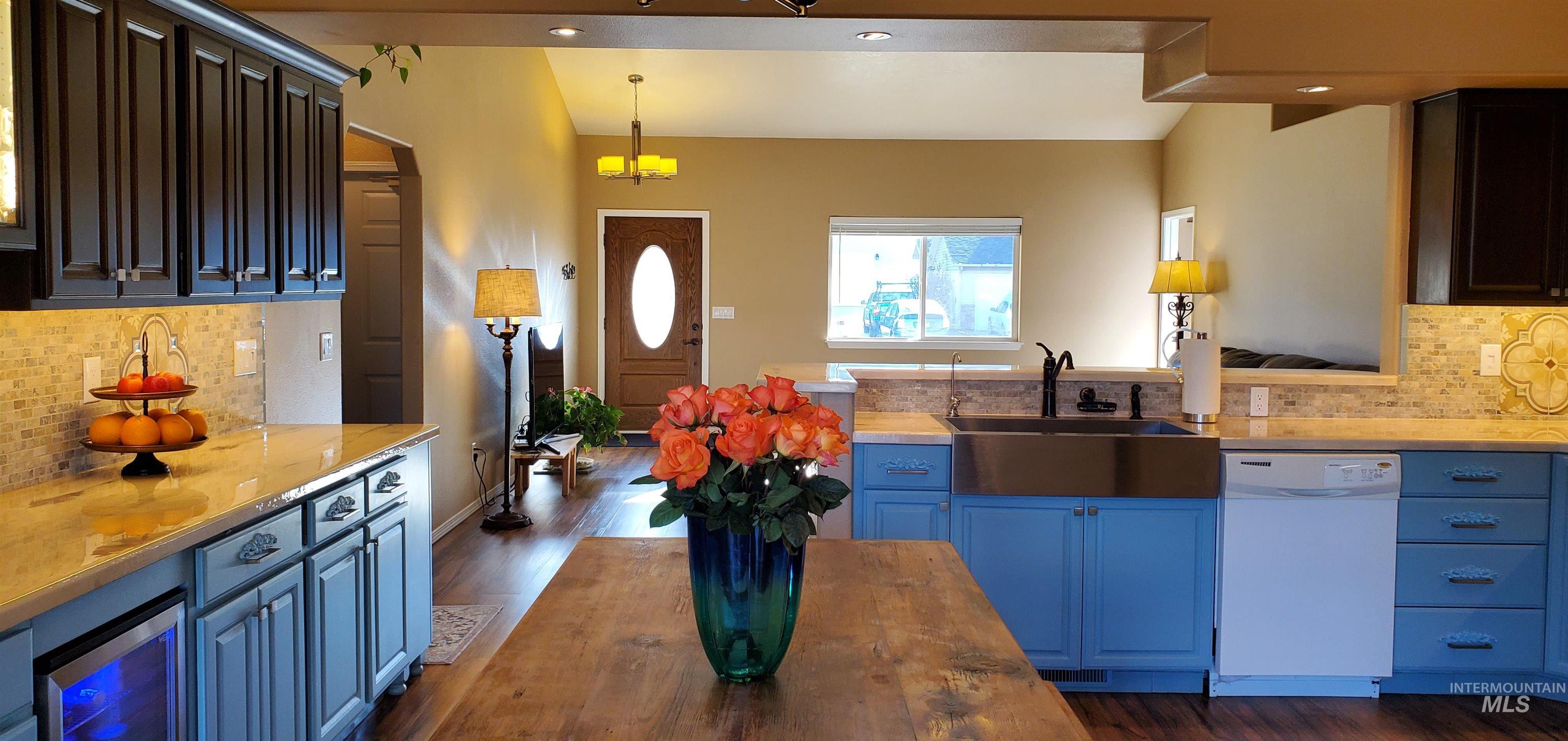 3606 E Kings Gate, Nampa, Idaho 83687, 4 Bedrooms, 3 Bathrooms, Residential For Sale, Price $625,000,MLS 98974268