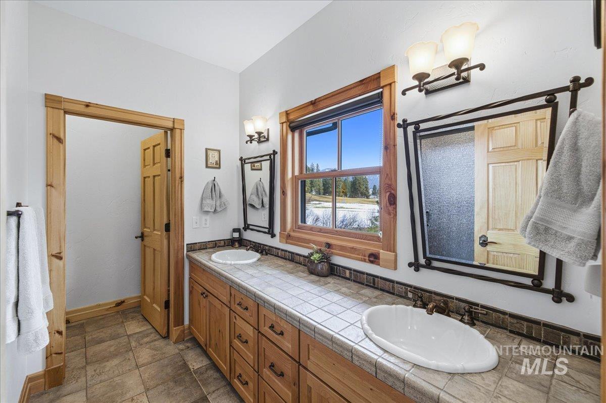 3872 Brookside Dr, New Meadows, Idaho 83654, 6 Bedrooms, 6.5 Bathrooms, Residential For Sale, Price $1,750,000,MLS 98974273