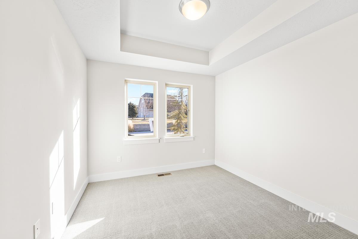 6983 S Skybreak Lane, Meridian, Idaho 83642, 3 Bedrooms, 2 Bathrooms, Residential For Sale, Price $512,300,MLS 98974274