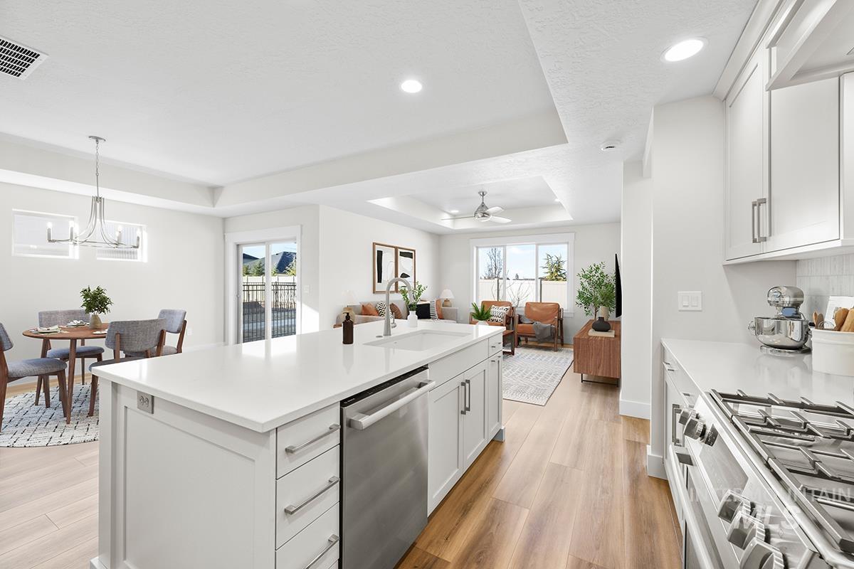 6983 S Skybreak Lane, Meridian, Idaho 83642, 3 Bedrooms, 2 Bathrooms, Residential For Sale, Price $512,300, 98974274