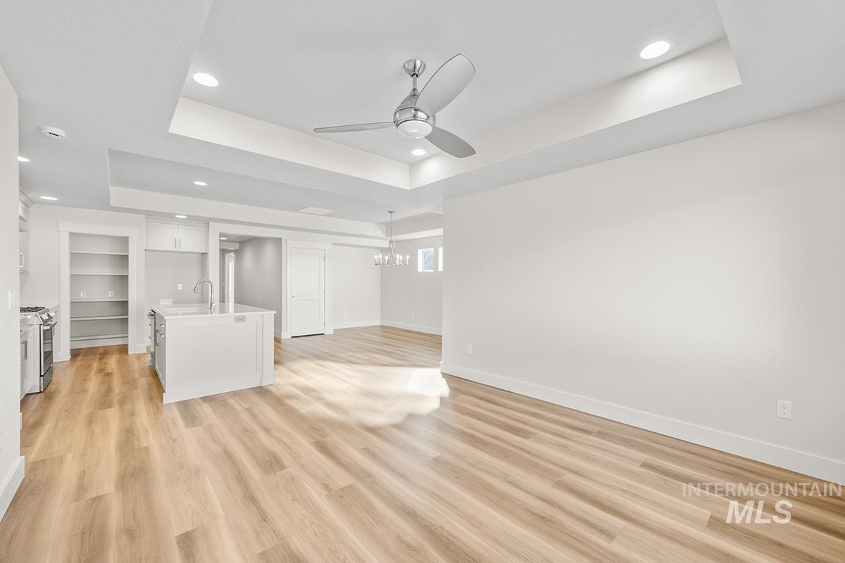 6983 S Skybreak Lane, Meridian, Idaho 83642, 3 Bedrooms, 2 Bathrooms, Residential For Sale, Price $512,300,MLS 98974274