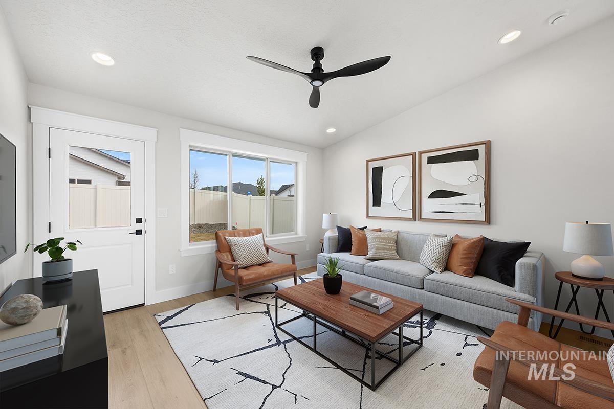 7016 S Cascabel Lane, Meridian, Idaho 83642, 3 Bedrooms, 2 Bathrooms, Residential For Sale, Price $500,800,MLS 98974275