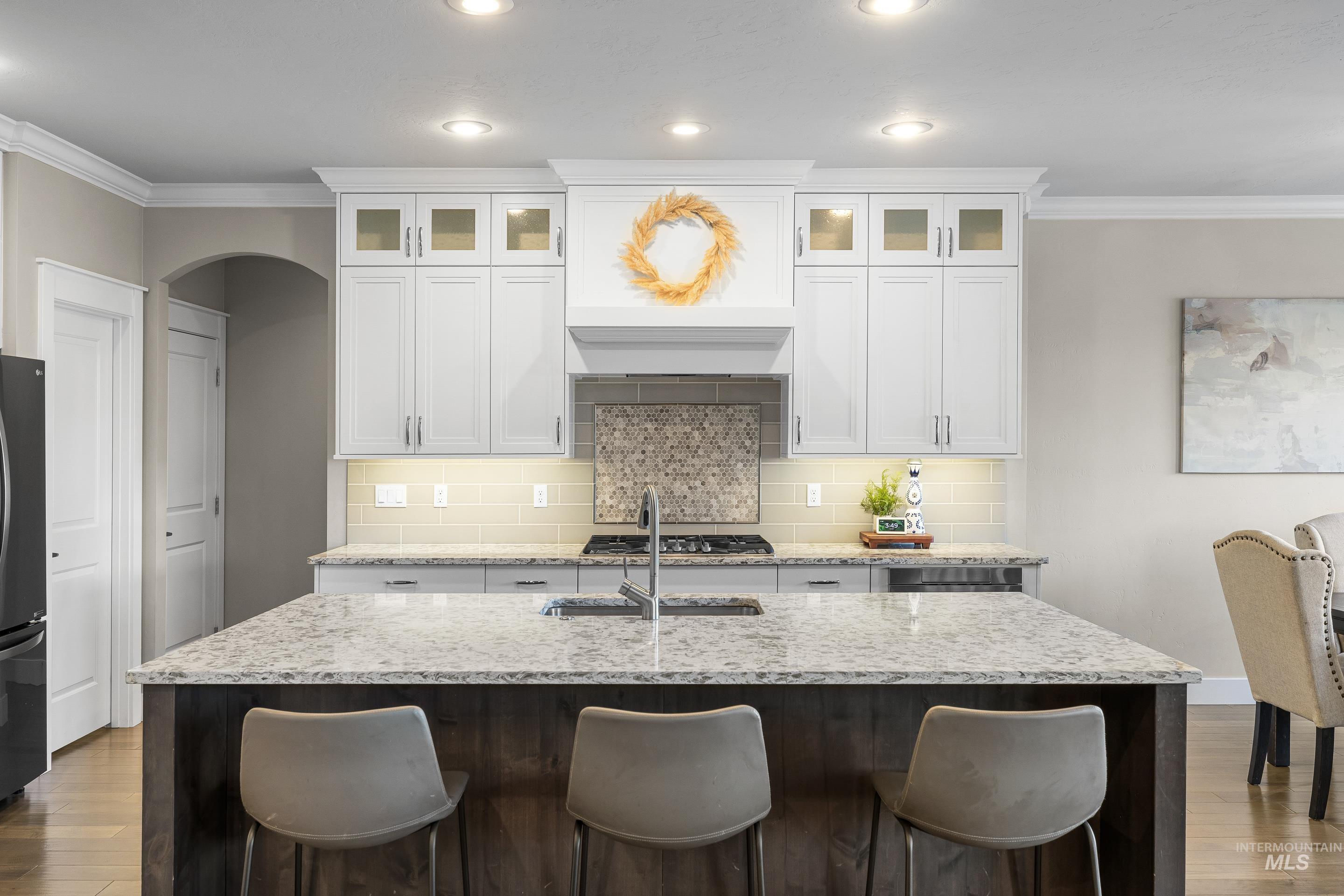 5952 N Bolsena Ave, Meridian, Idaho 83646, 5 Bedrooms, 3.5 Bathrooms, Residential For Sale, Price $899,900,MLS 98974277