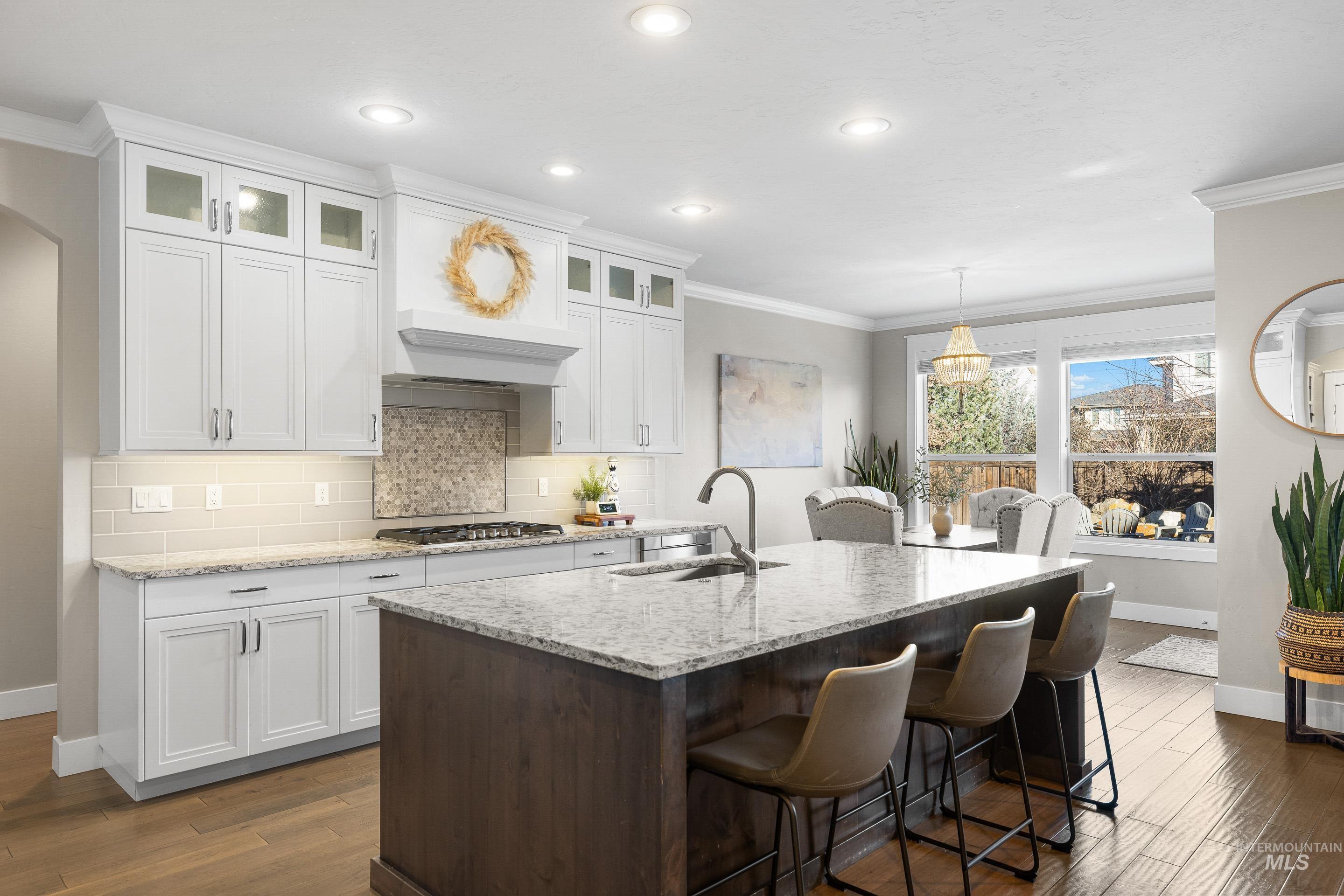 5952 N Bolsena Ave, Meridian, Idaho 83646, 5 Bedrooms, 3.5 Bathrooms, Residential For Sale, Price $899,900,MLS 98974277