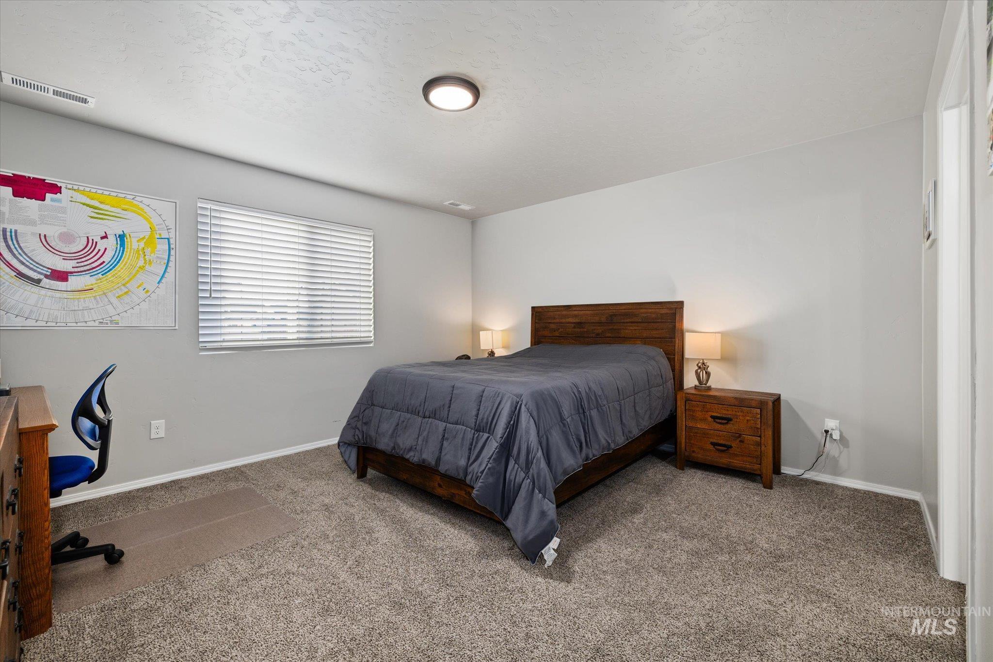 1675 SW Accipiter, Mountain Home, Idaho 83647, 3 Bedrooms, 2 Bathrooms, Residential For Sale, Price $393,000,MLS 98974279