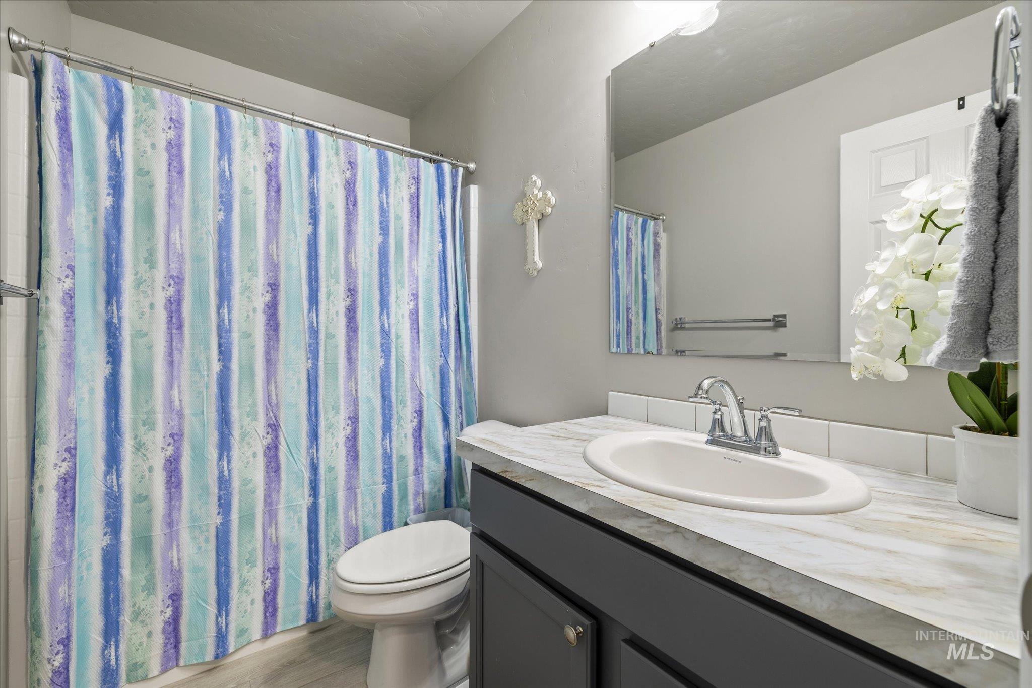 1675 SW Accipiter, Mountain Home, Idaho 83647, 3 Bedrooms, 2 Bathrooms, Residential For Sale, Price $393,000,MLS 98974279