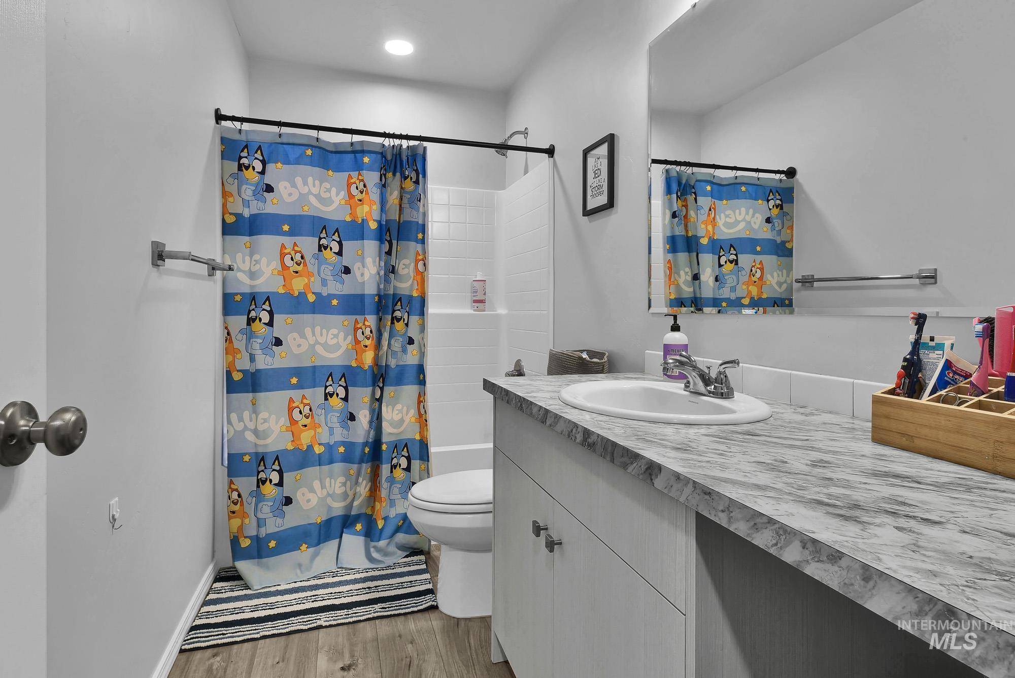 1810 N Thunderbolt St, Mountain Home, Idaho 83647, 3 Bedrooms, 2 Bathrooms, Residential For Sale, Price $355,000,MLS 98974281