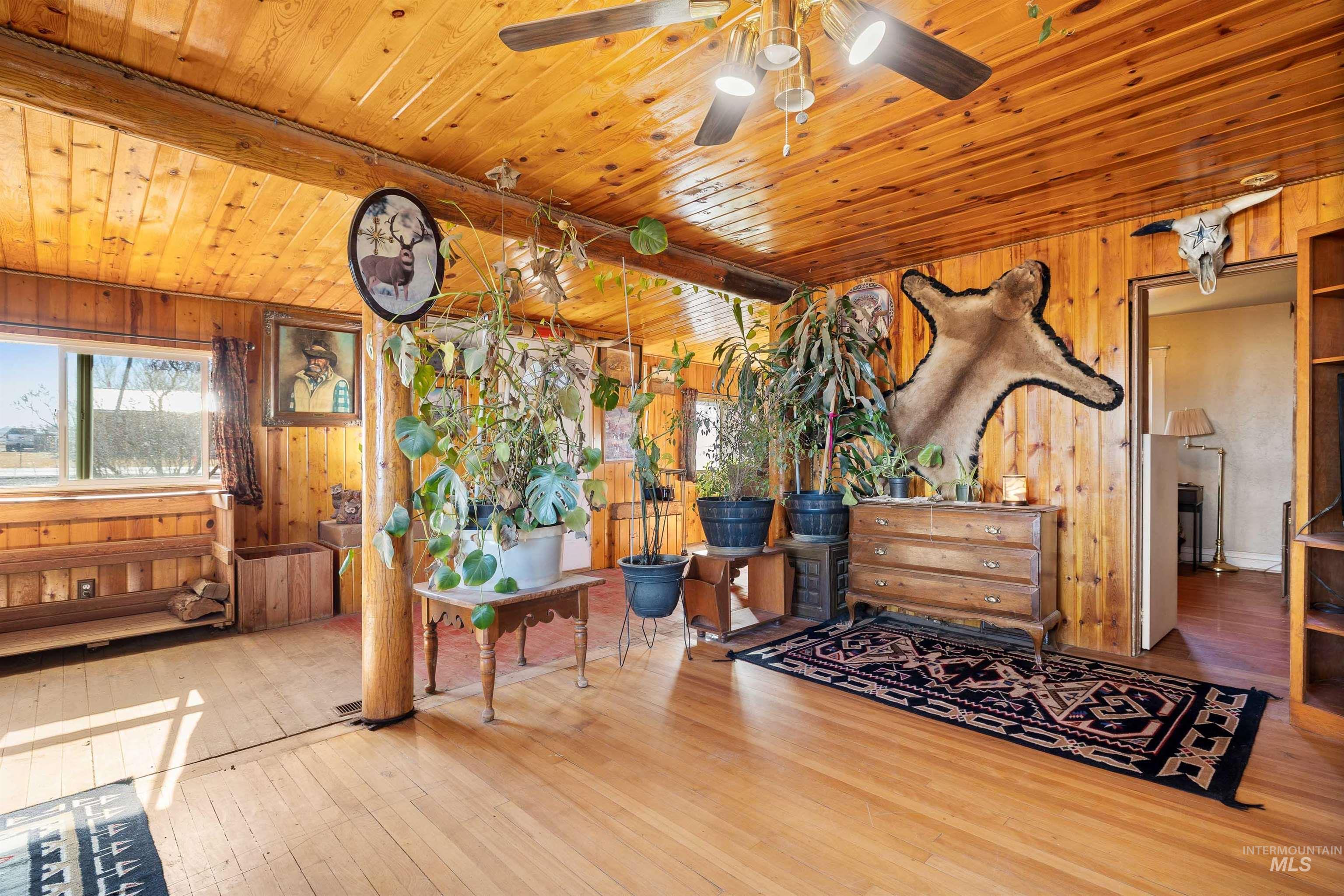 1898 E 3700 n, Filer, Idaho 83328, 2 Bedrooms, 1 Bathroom, Residential For Sale, Price $560,000,MLS 98974285