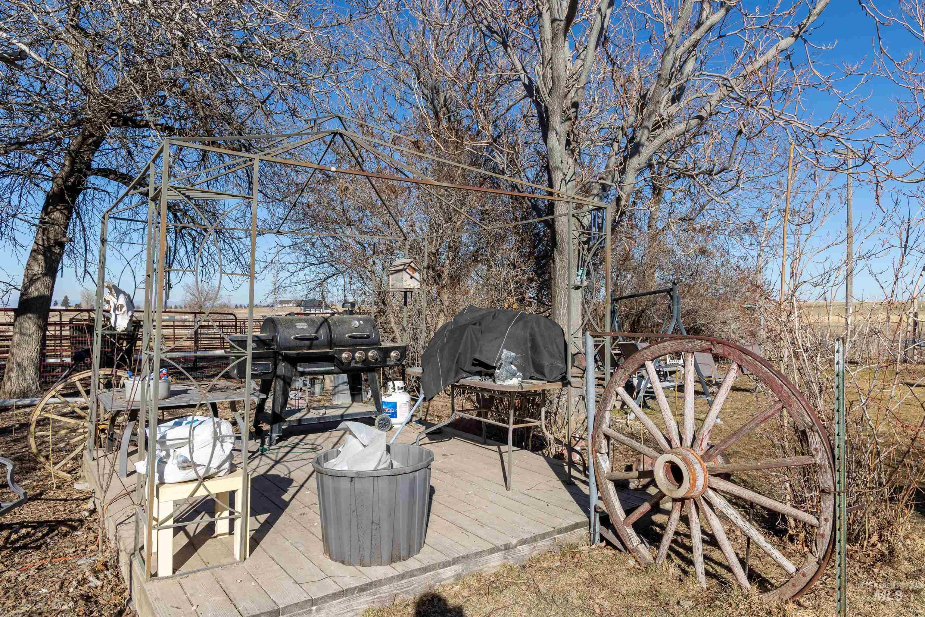 1898 E 3700 n, Filer, Idaho 83328, 2 Bedrooms, 1 Bathroom, Residential For Sale, Price $560,000,MLS 98974285