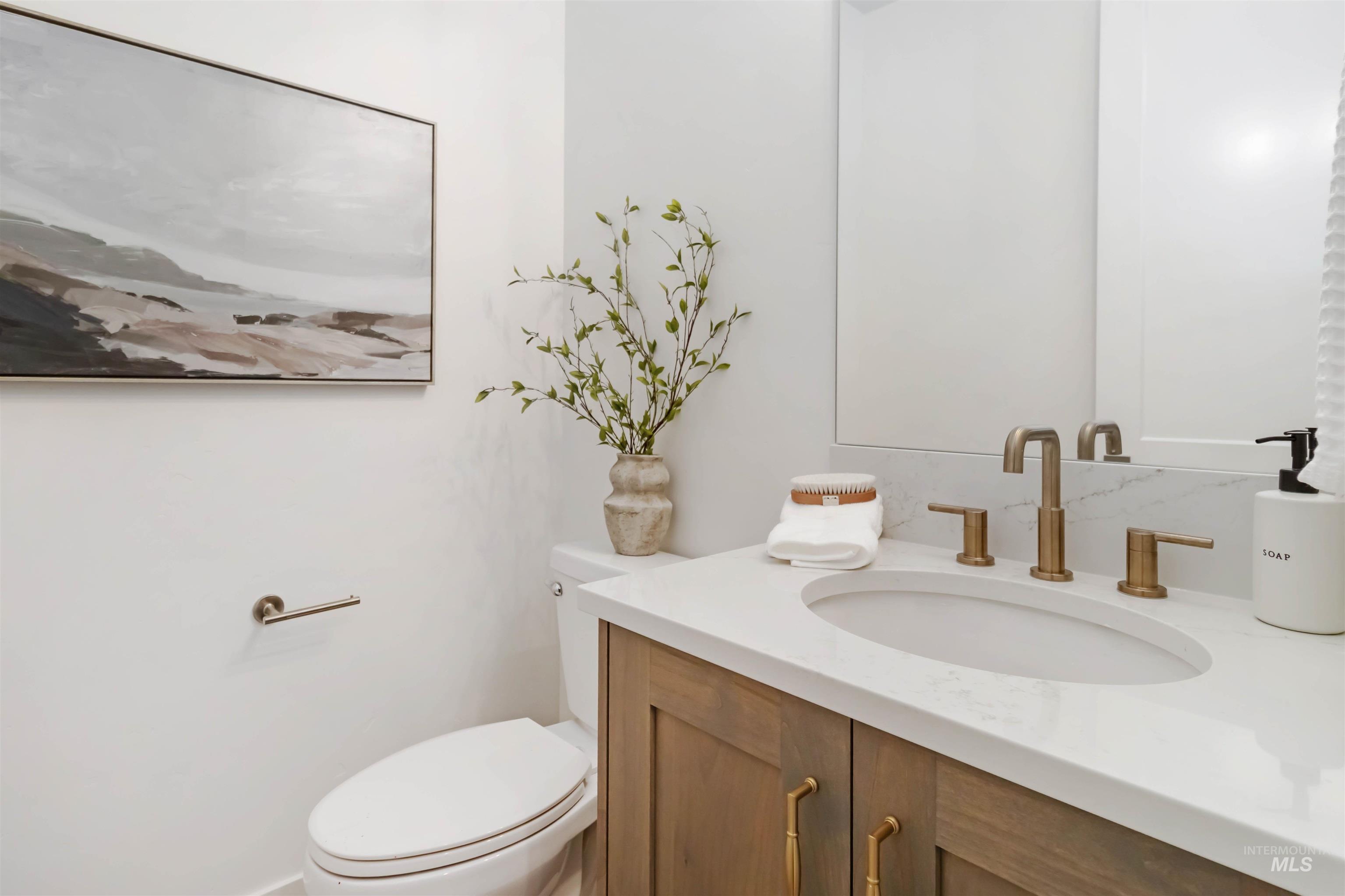 1961 E Mainacht St, Meridian, Idaho 83642, 4 Bedrooms, 2.5 Bathrooms, Residential For Sale, Price $699,900,MLS 98974286