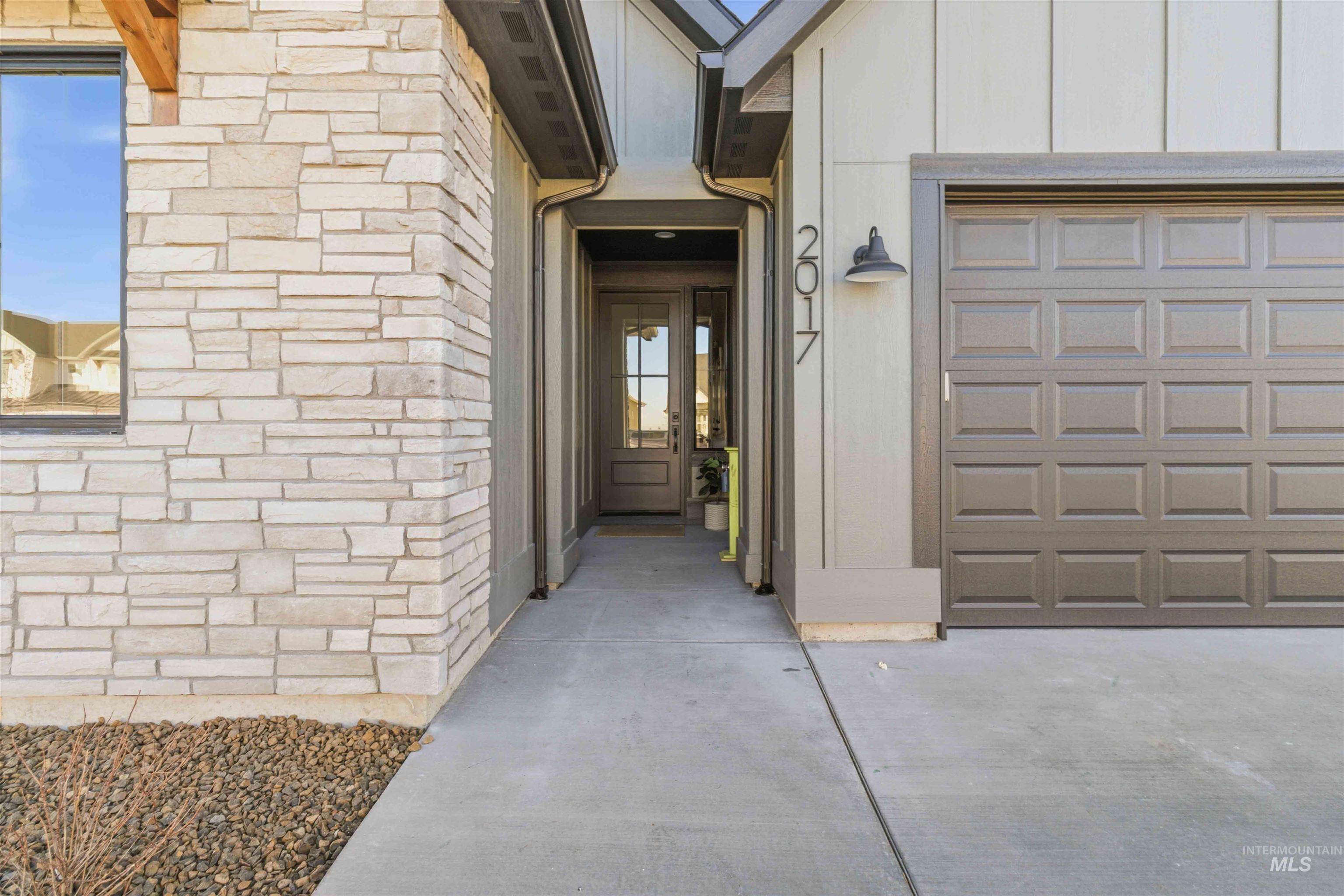 2017 E Brace St, Meridian, Idaho 83642, 3 Bedrooms, 2 Bathrooms, Residential For Sale, Price $624,900,MLS 98974287