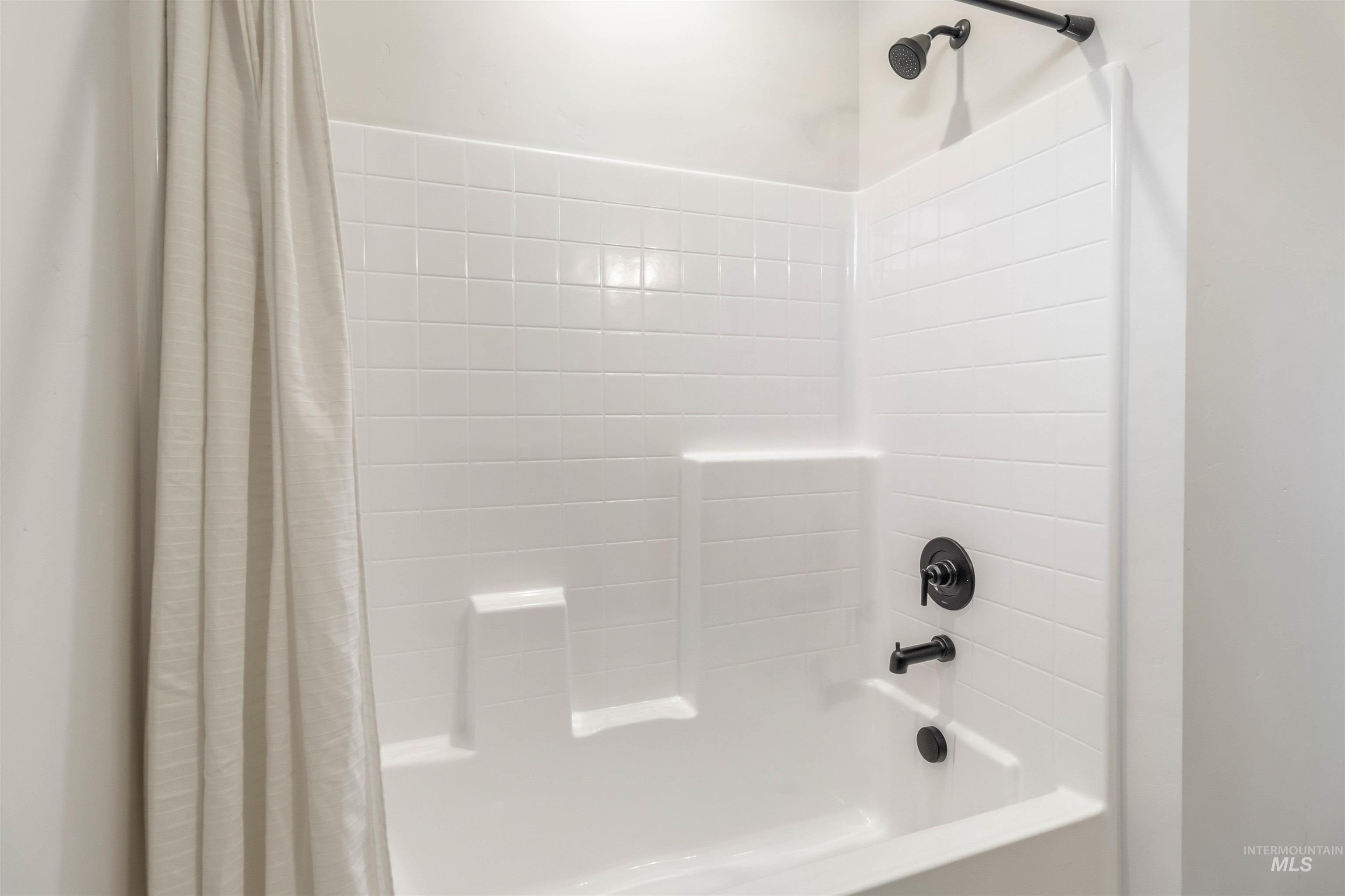 2017 E Brace St, Meridian, Idaho 83642, 3 Bedrooms, 2 Bathrooms, Residential For Sale, Price $624,900,MLS 98974287