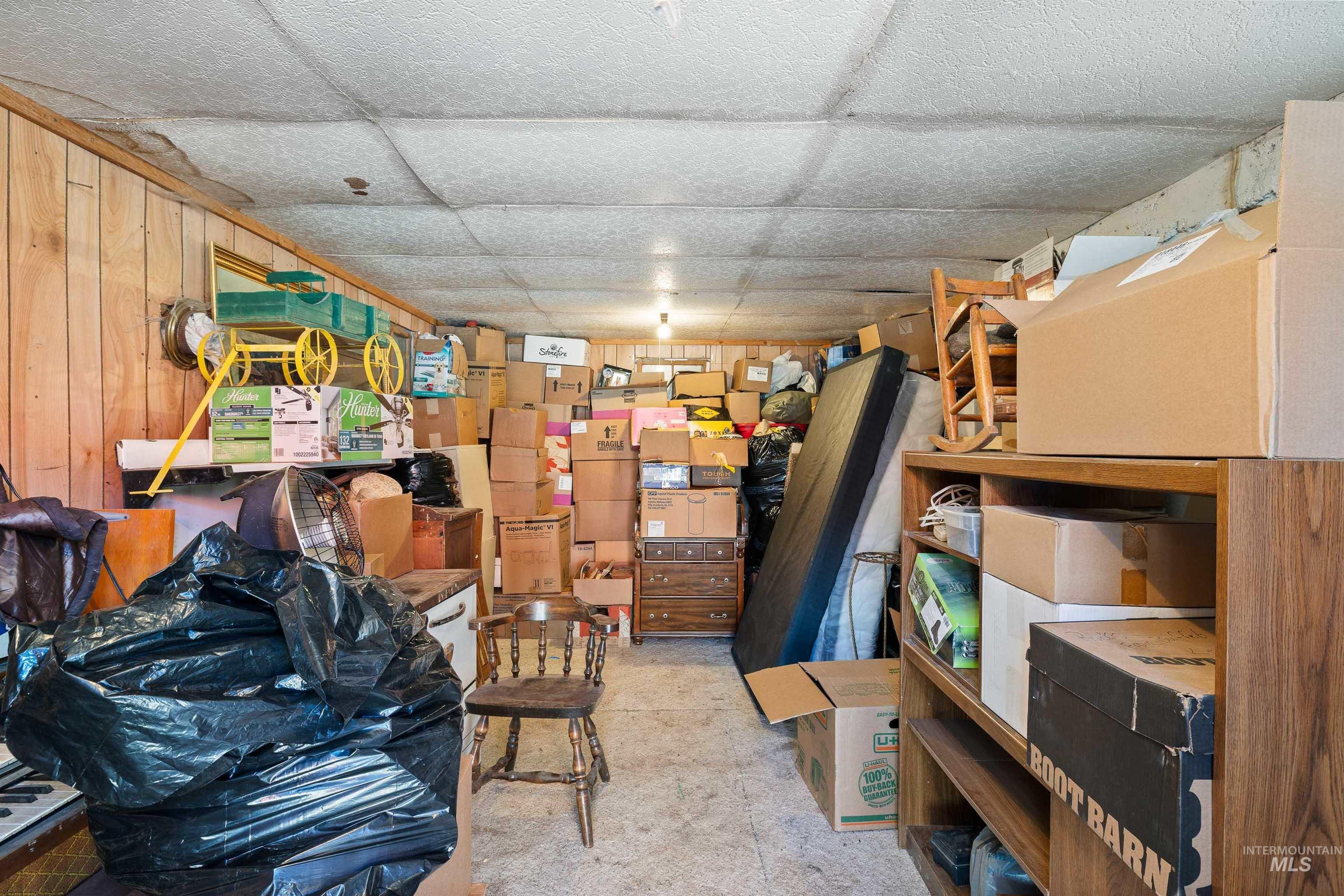 1898 E 3700 N, Filer, Idaho 83328, 2 Bedrooms, 1 Bathroom, Farm & Ranch For Sale, Price $560,000,MLS 98974288