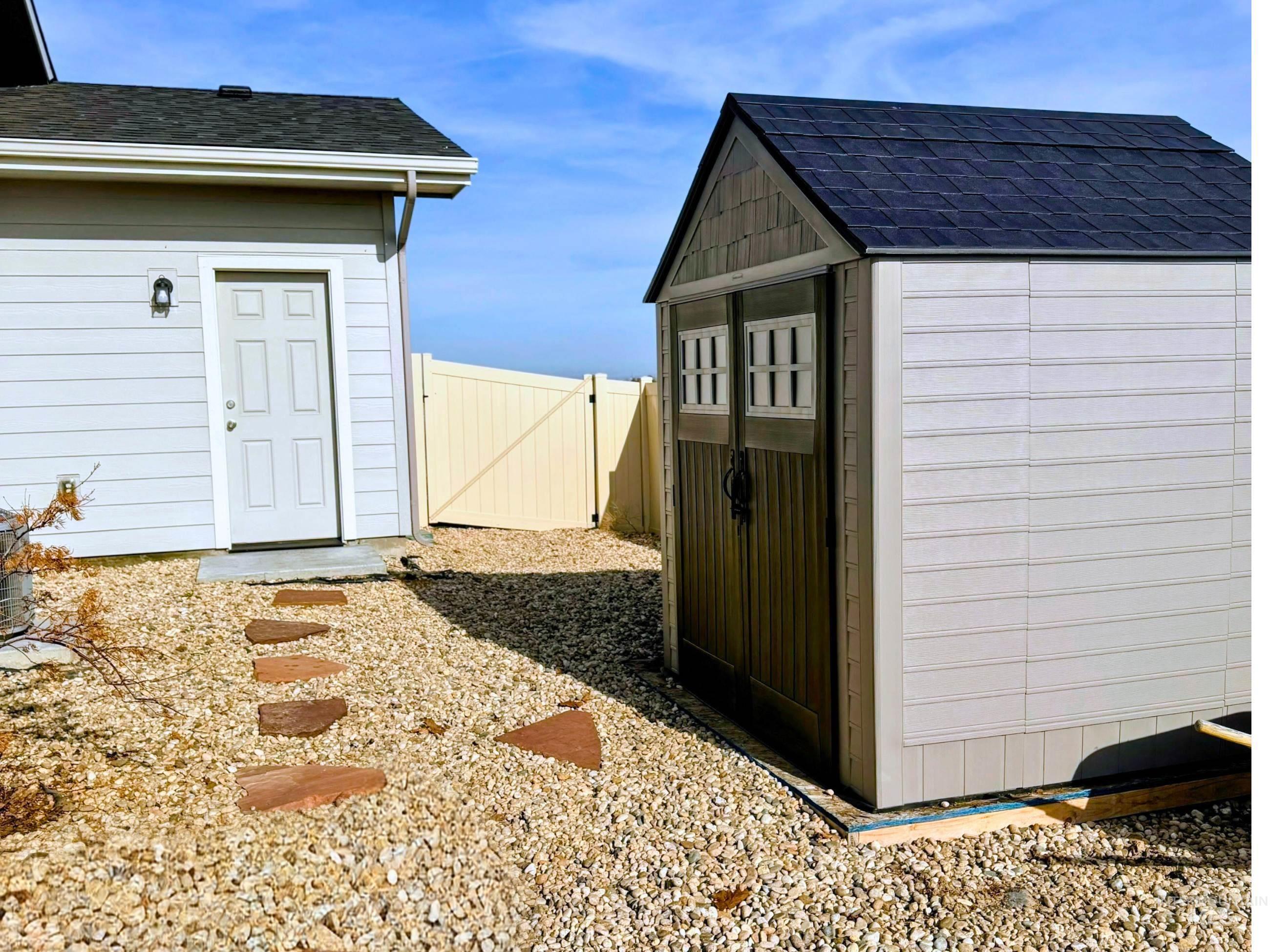 1343 E Fort Erie St, Kuna, Idaho 83634, 3 Bedrooms, 2 Bathrooms, Rental For Rent, Price $2,400,MLS 98974291