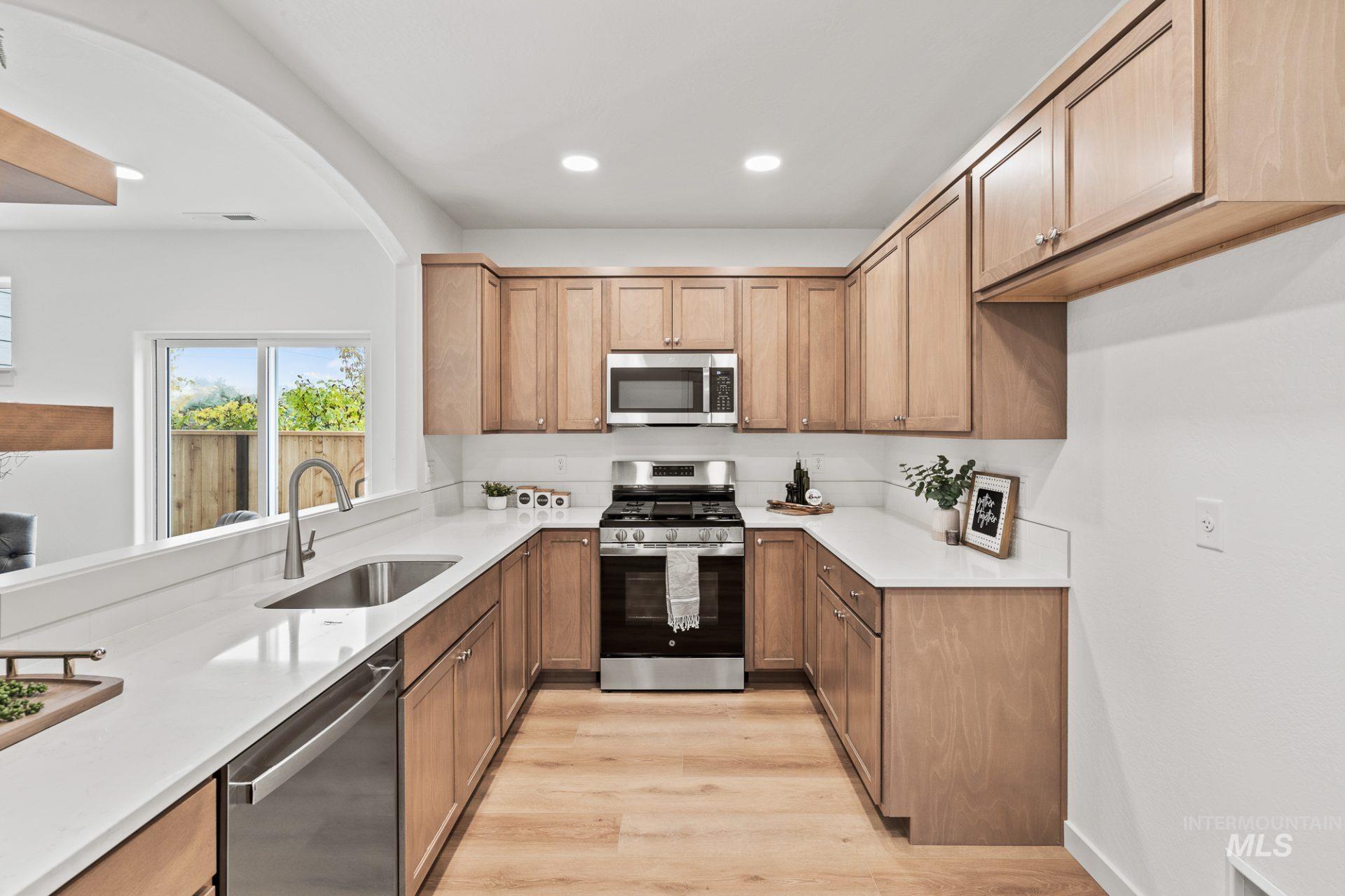 938 W Audrey Acres Dr, Nampa, Idaho 83686, 3 Bedrooms, 2 Bathrooms, Residential For Sale, Price $392,990,MLS 98974293