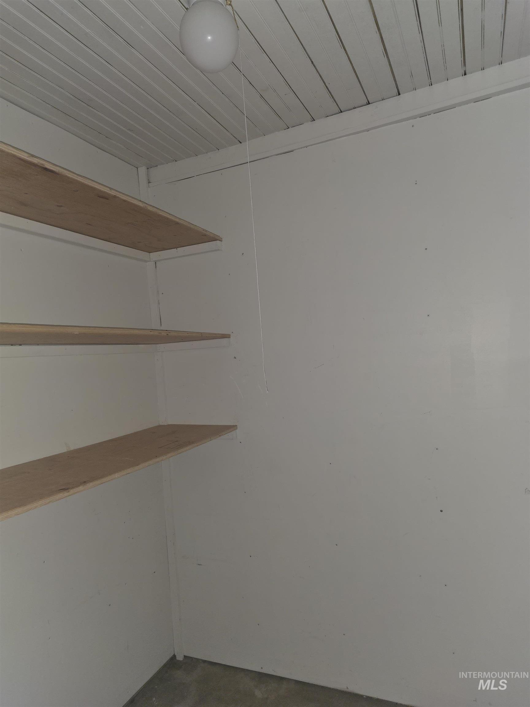 220 N F Street, Orofino, Idaho 83544, 2 Bedrooms, 1 Bathroom, Residential For Sale, Price $215,000,MLS 98974297