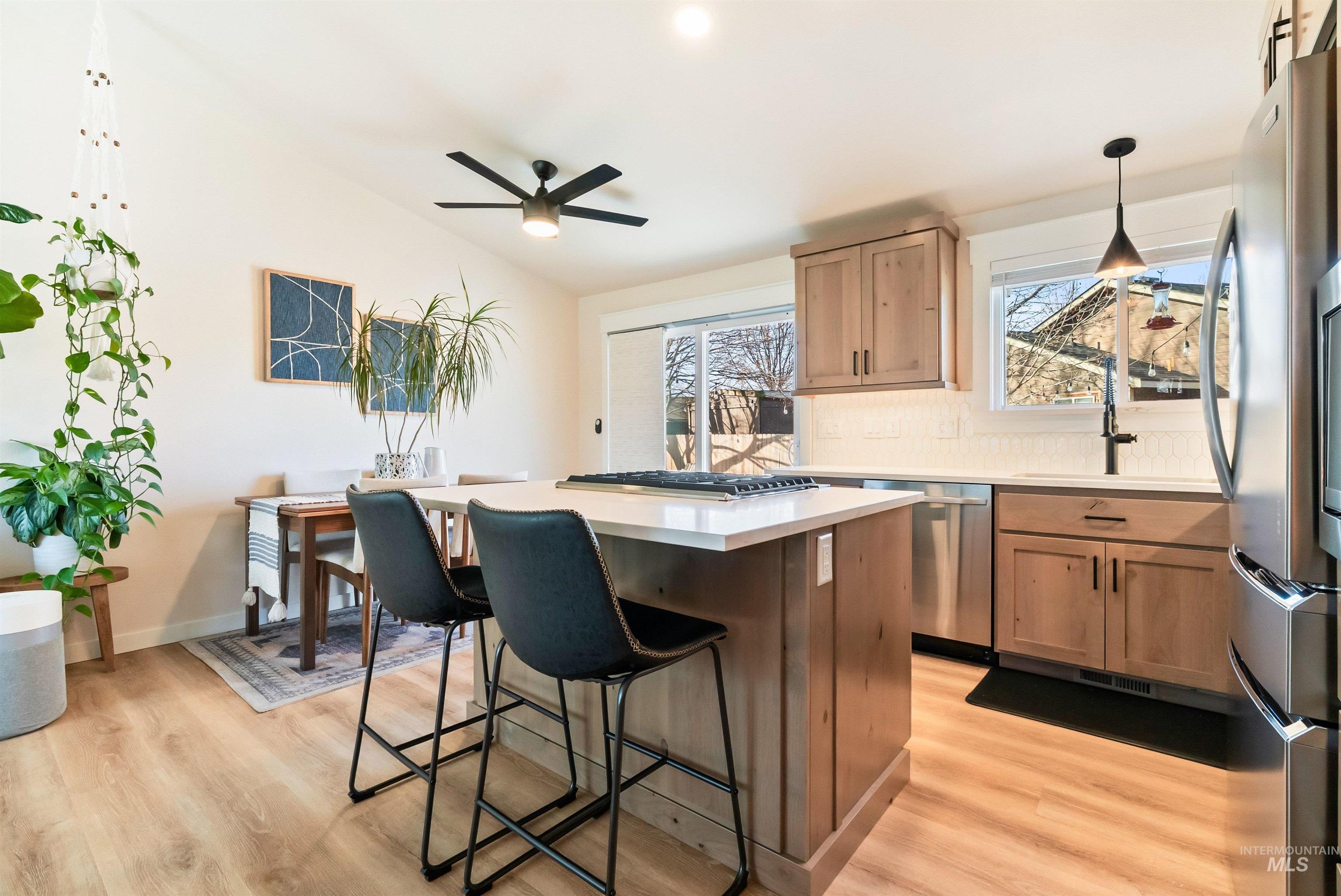 2635 N Welford Pl, Boise, Idaho 83704, 3 Bedrooms, 2 Bathrooms, Residential For Sale, Price $429,900,MLS 98974299